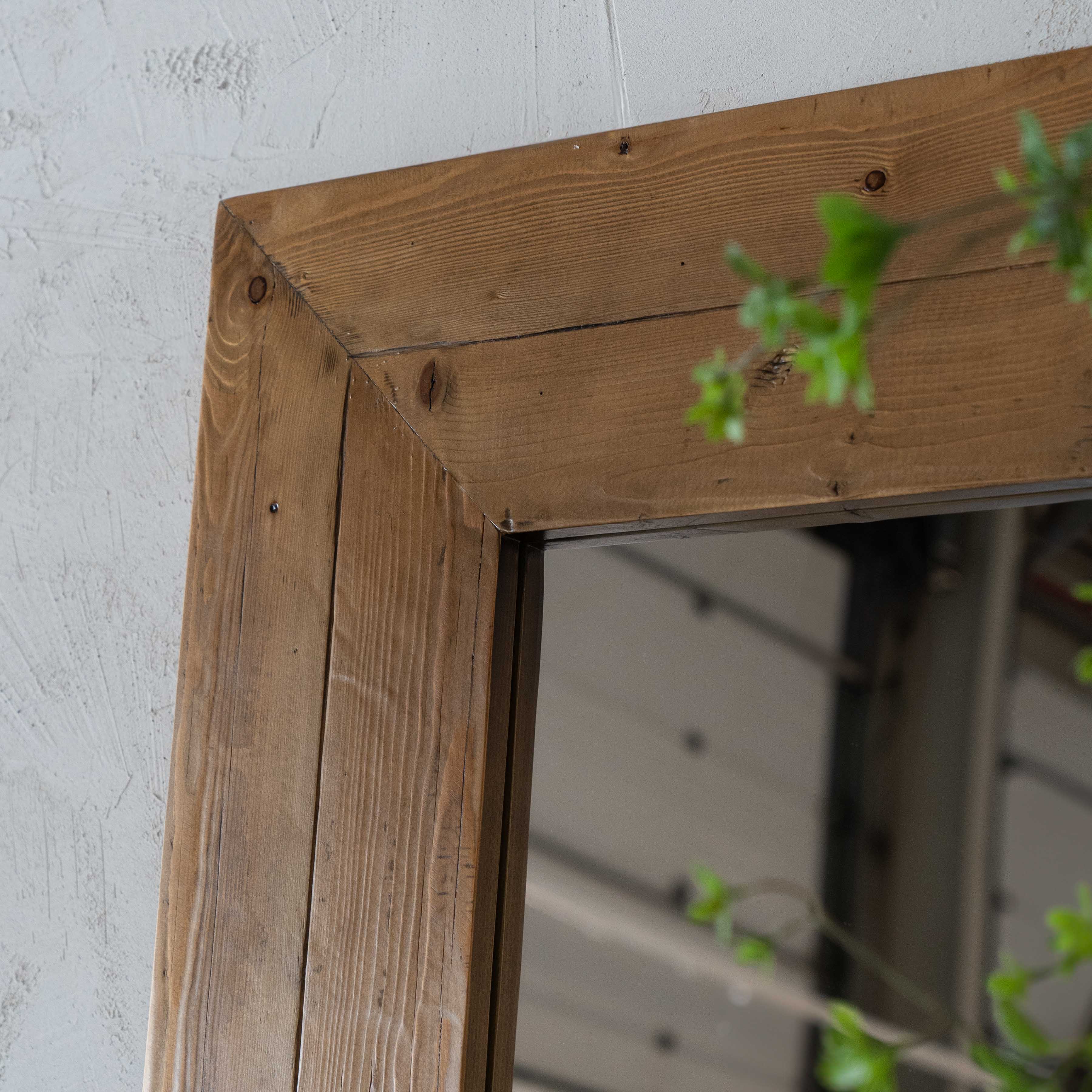 Vayan Classic Natural Wooden Floor Mirror - Mirrors - WS Living - UAE Modern Home Furniture Stores in Dubai