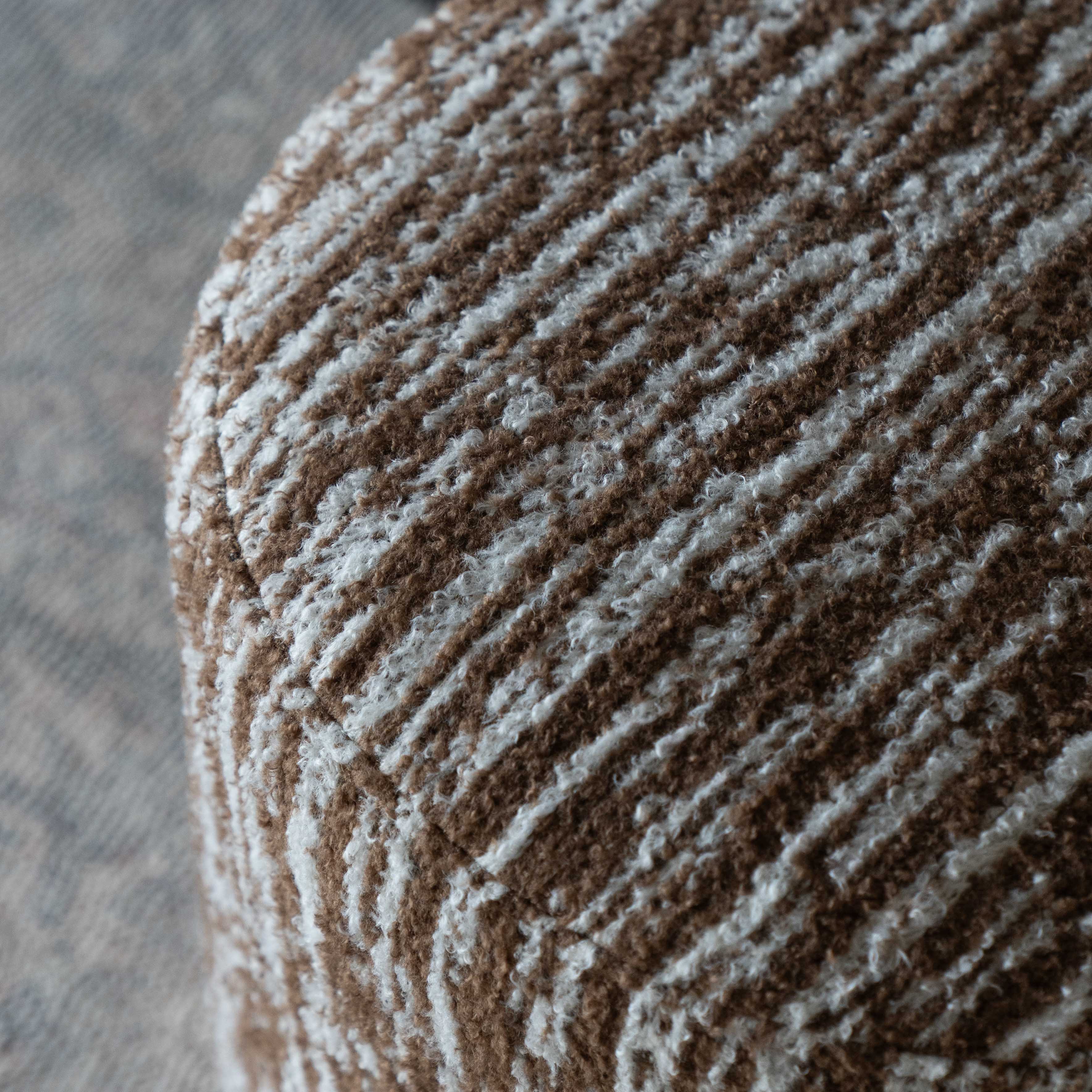 Velare Contour Round Stool | Pouf - Pouf - WS Living Furniture Furniture Store in Dubai