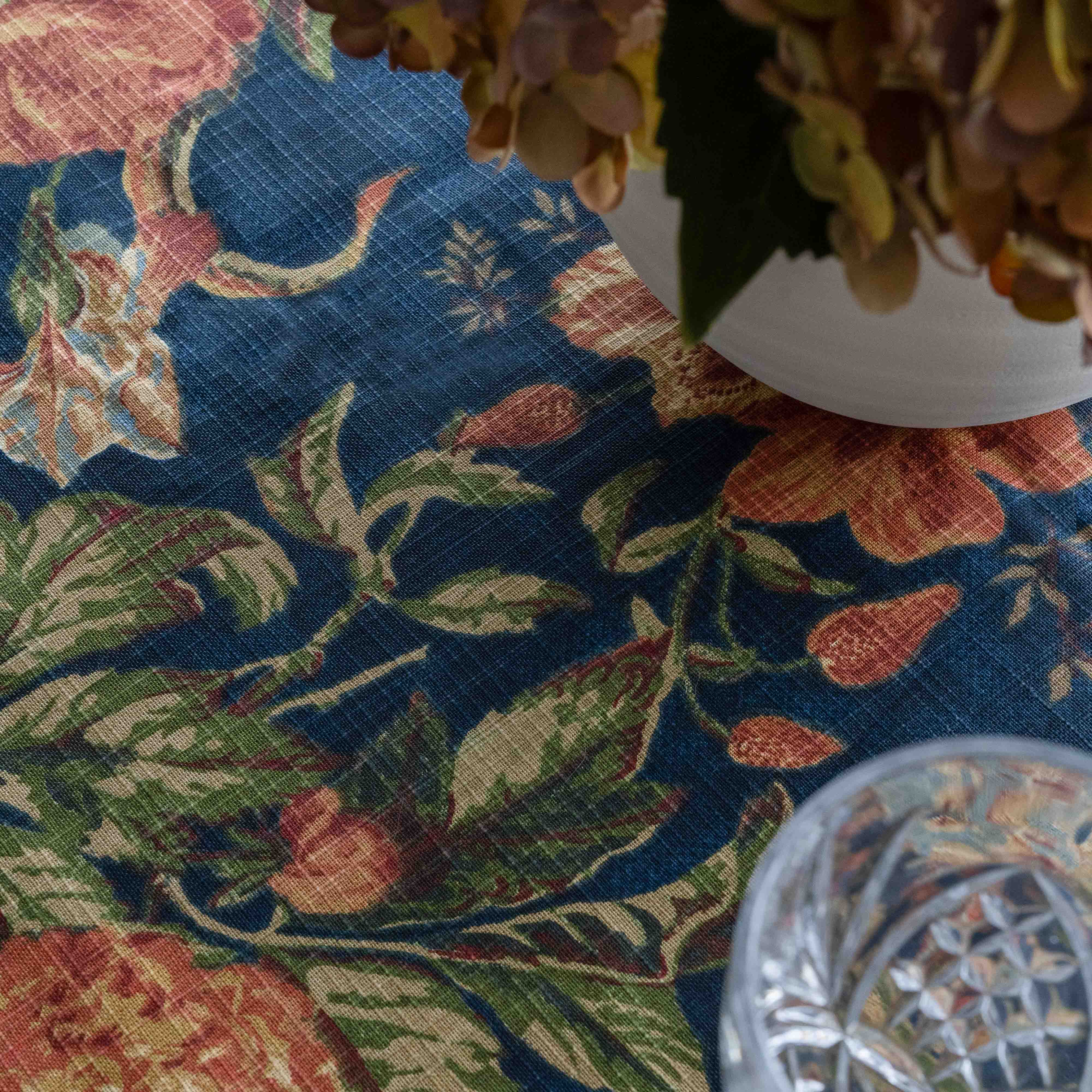 Vintage Lace Pure Cotton Table Cloth - Table Cloth - WS Living - UAE Home Furniture Stores in Dubai