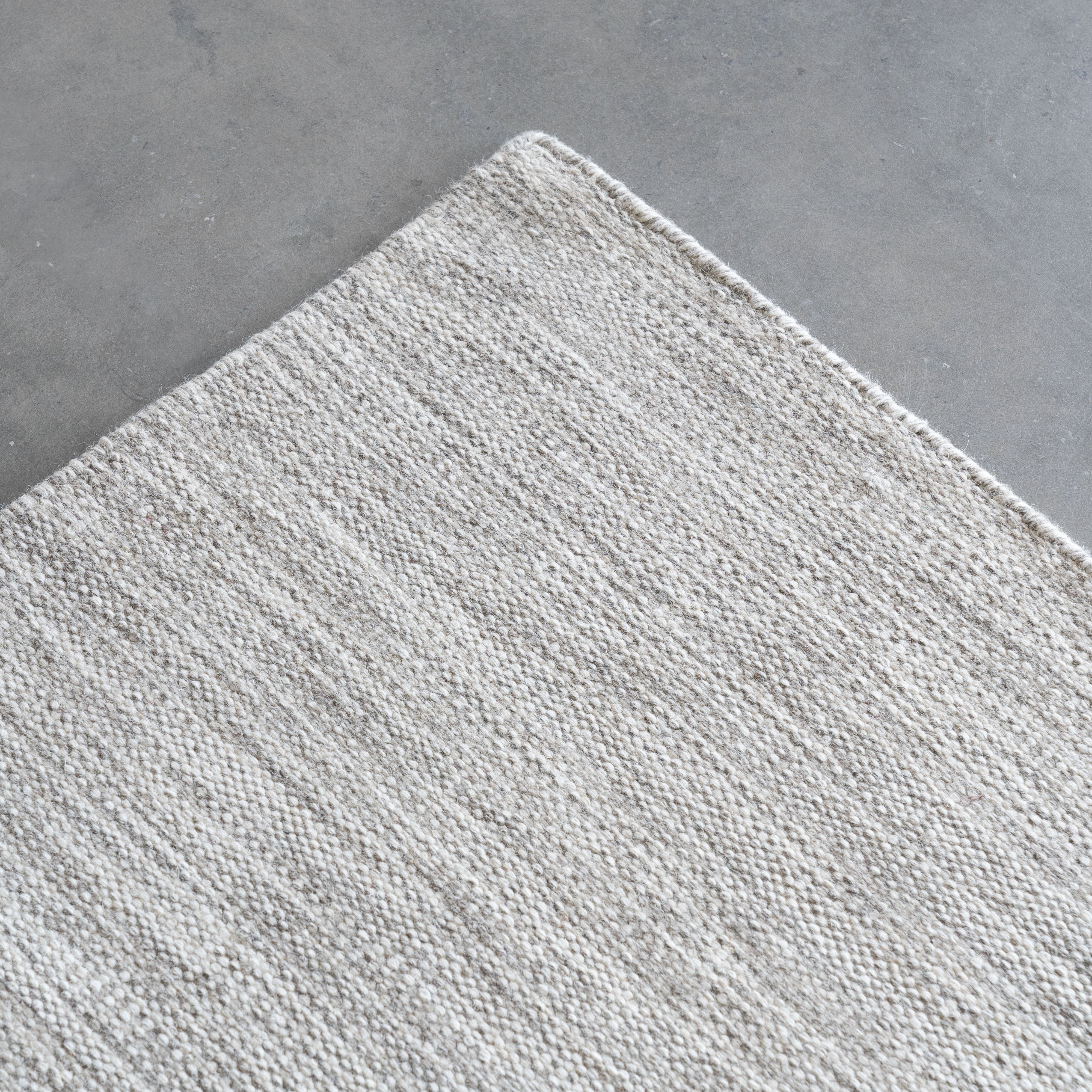 Rug 22 - White - Rug - WS Living Furniture  Furniture Store in Dubai