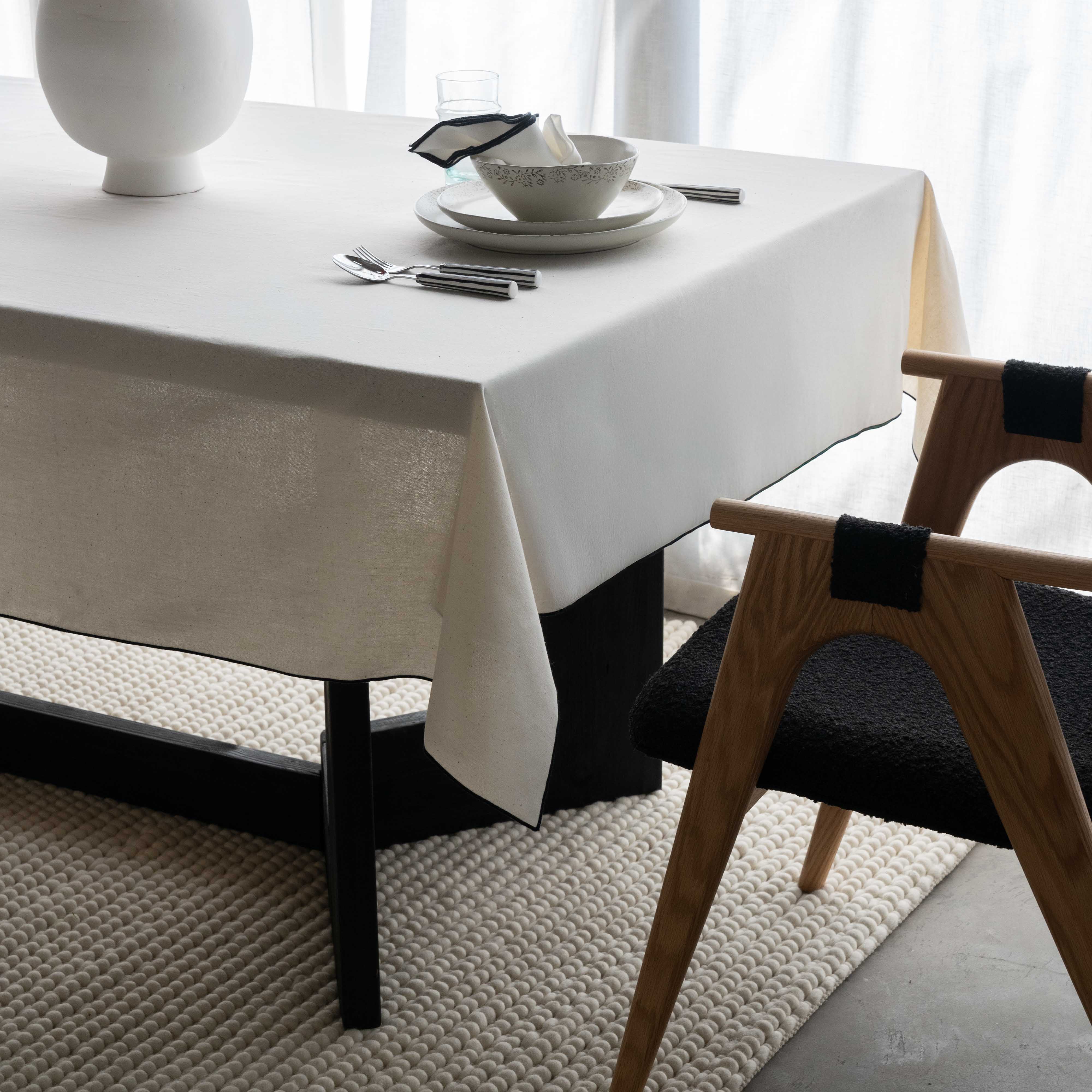 White & Black Overlook Pure Cotton Table Cloth 280x140cm - Table Cloth - WS Living Furniture Furniture Store in Dubai