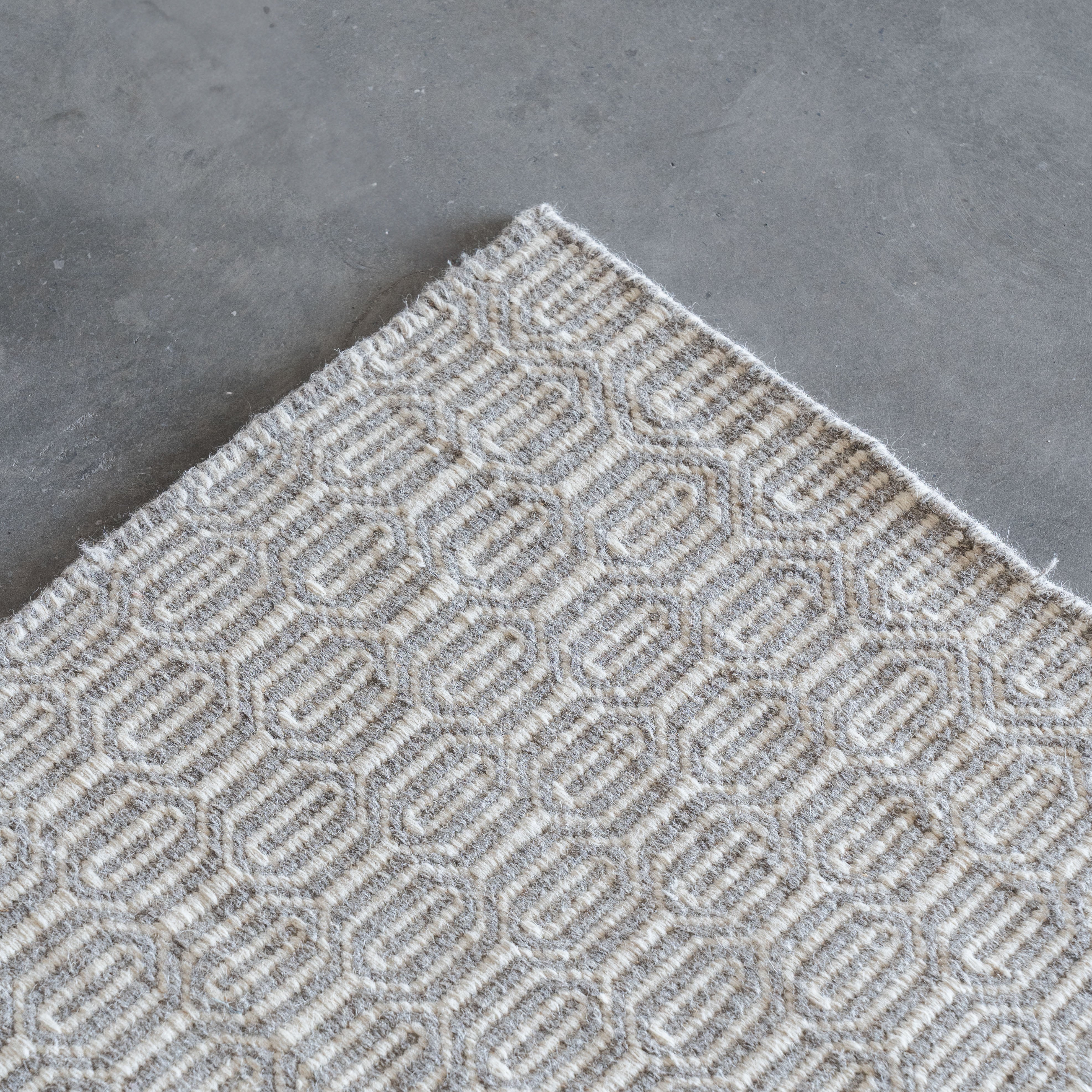 White/Silver Rug-9 - Rug - WS Living Furniture  Furniture Store in Dubai
