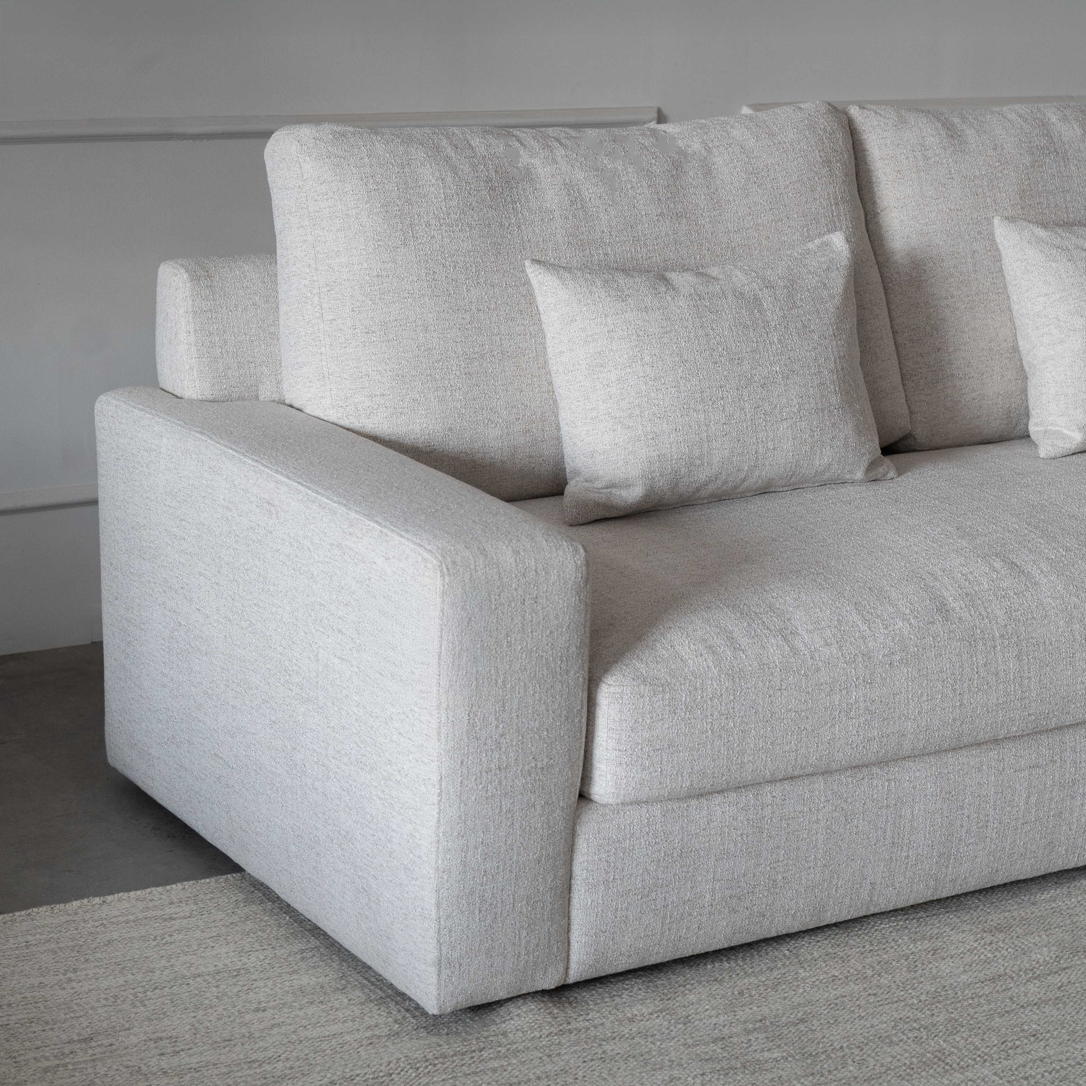 Yorra White Classic Style 3 Seater Sofa