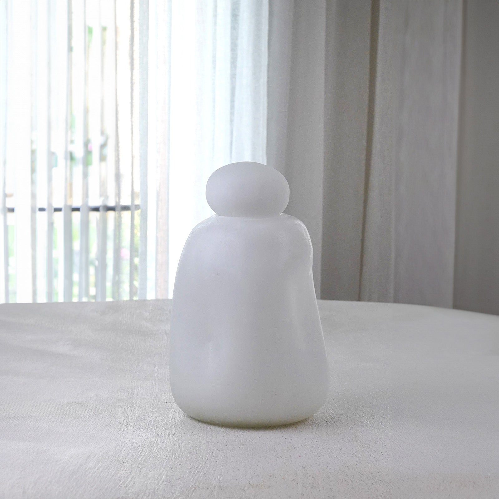 Vanilla White Decorative Glass Vase With Lid