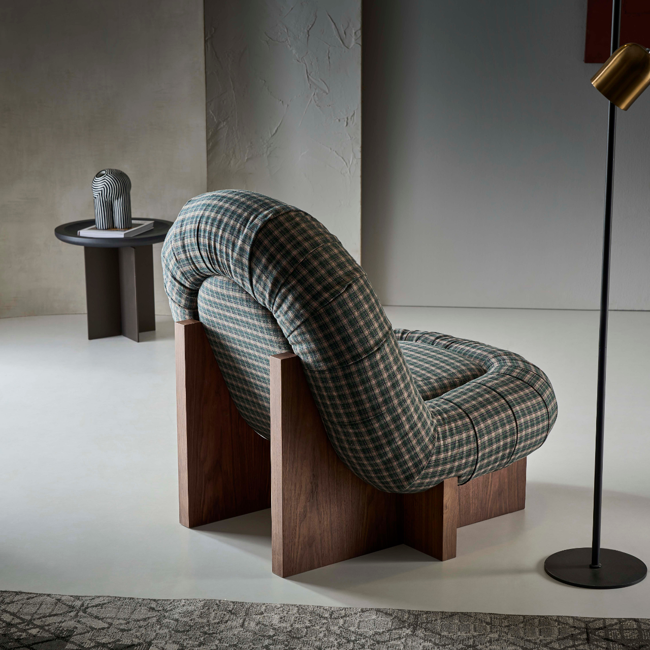 Emero Nordic Style Checkered Lounge Chair (Pre-order 60 days Delivery)