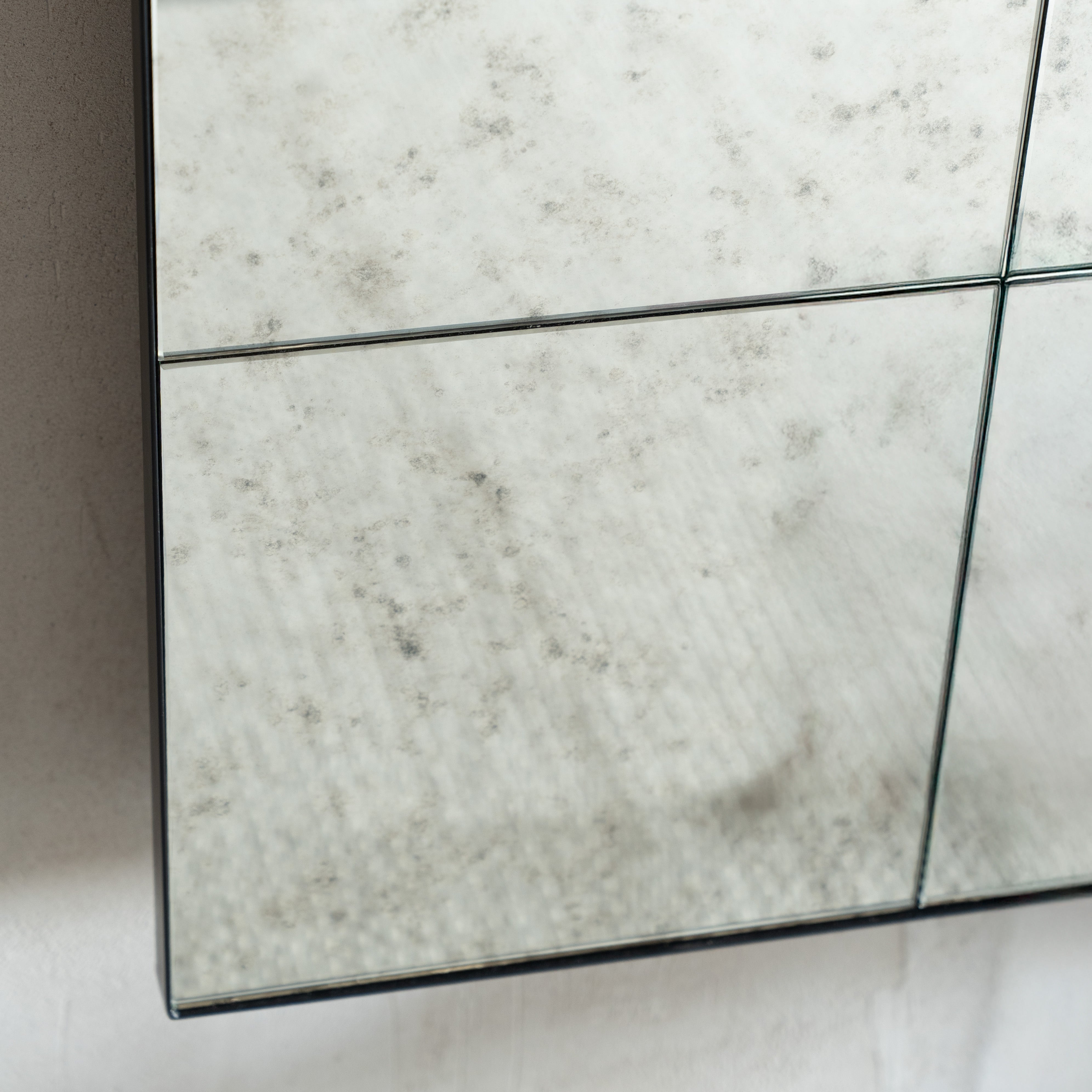 Audrey Textured Squared - Vintage Wall Mirror