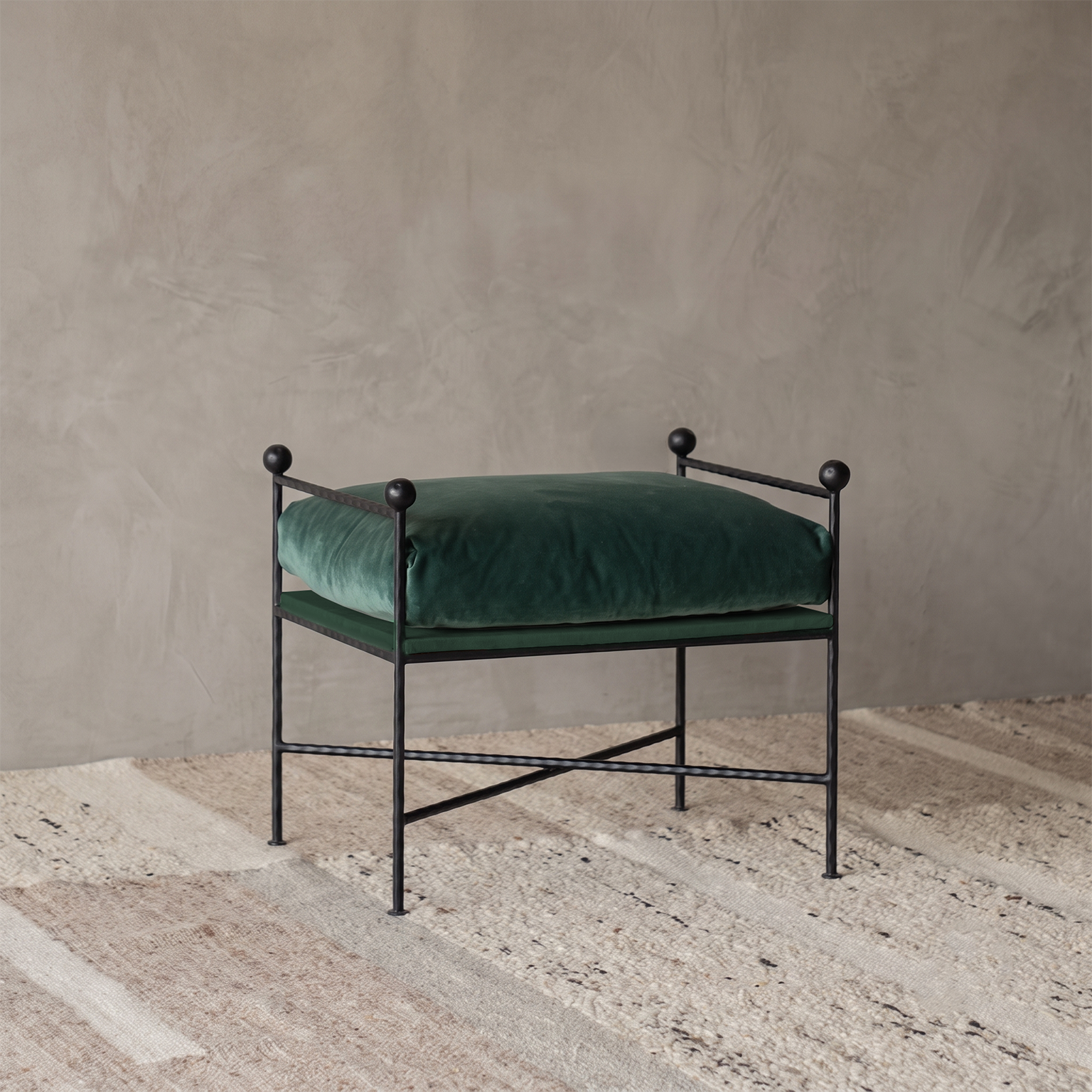 Alden Neo-Classical Small Bench - GREEN