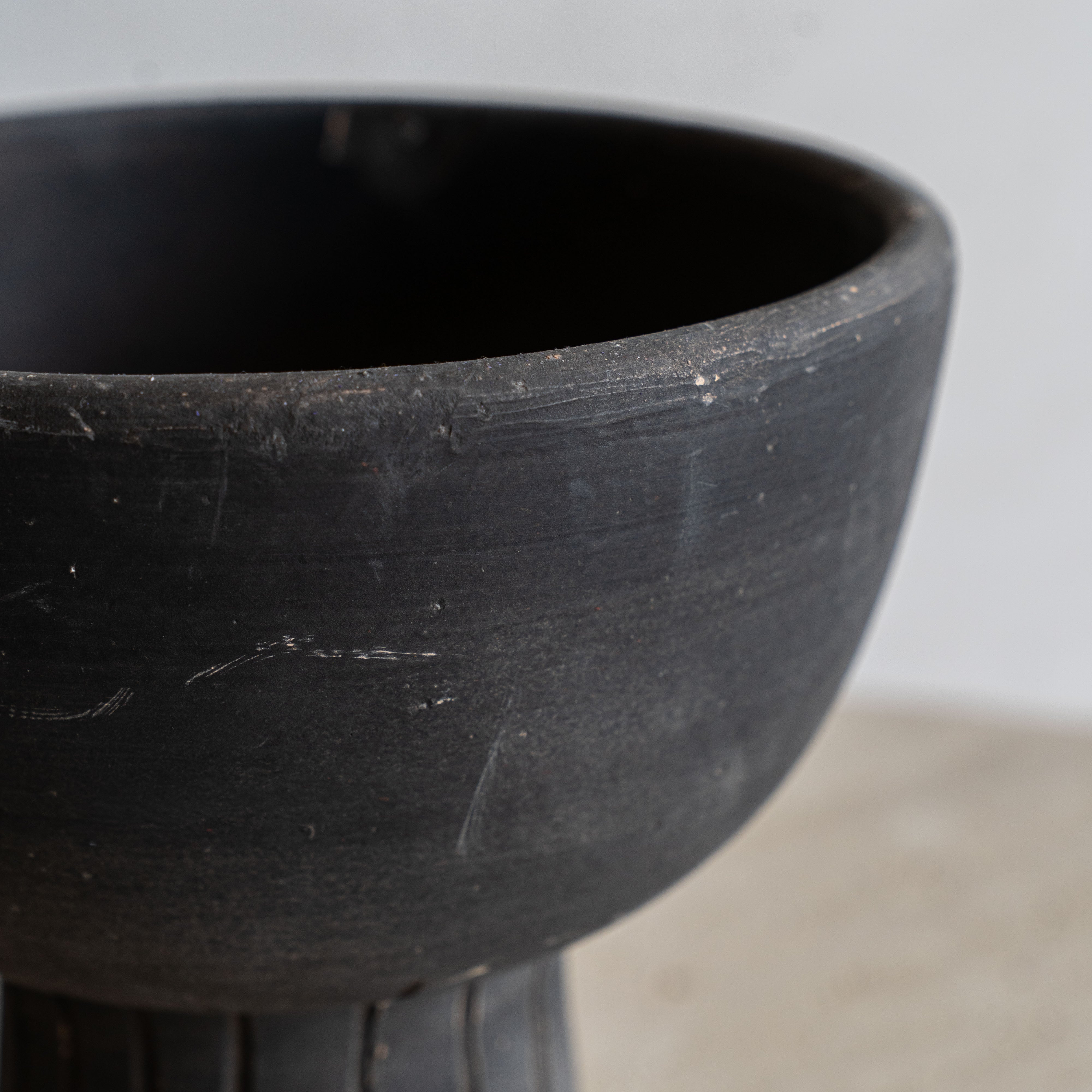 Beinvenida Clay Aged Serving Terracotta Bowl