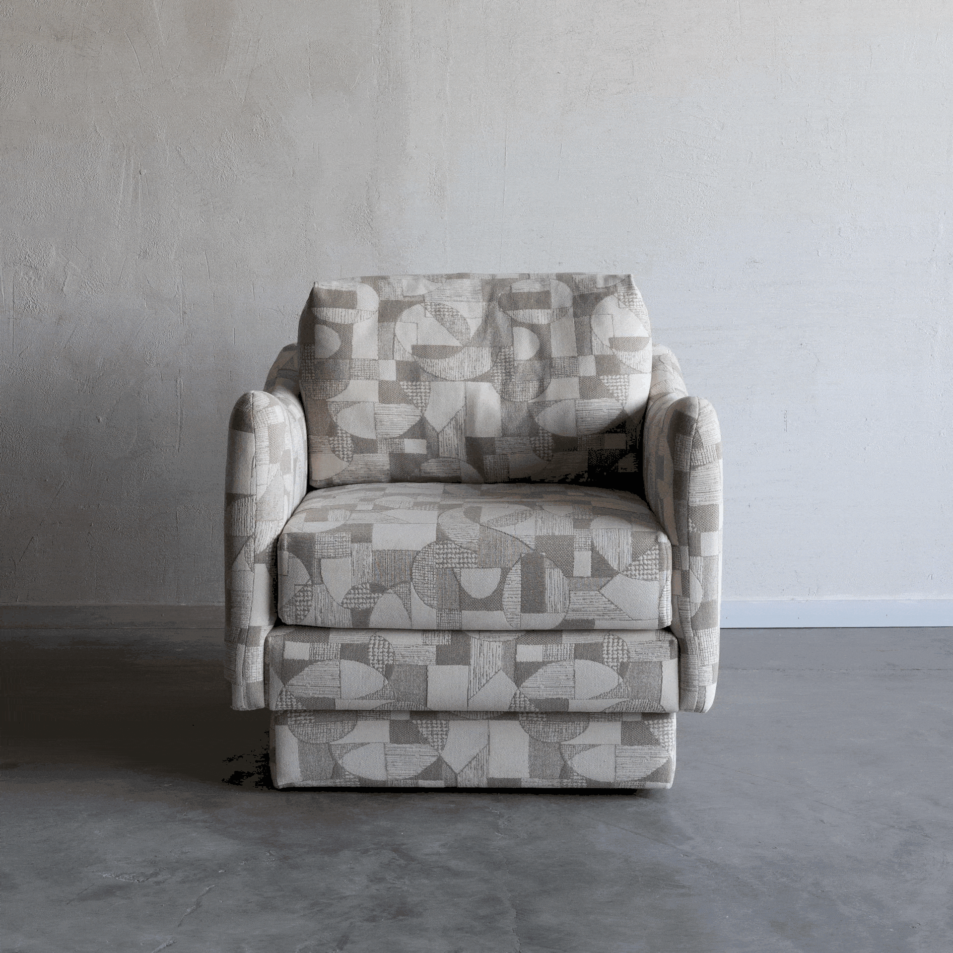 Belatta Modern Swivel Armchair