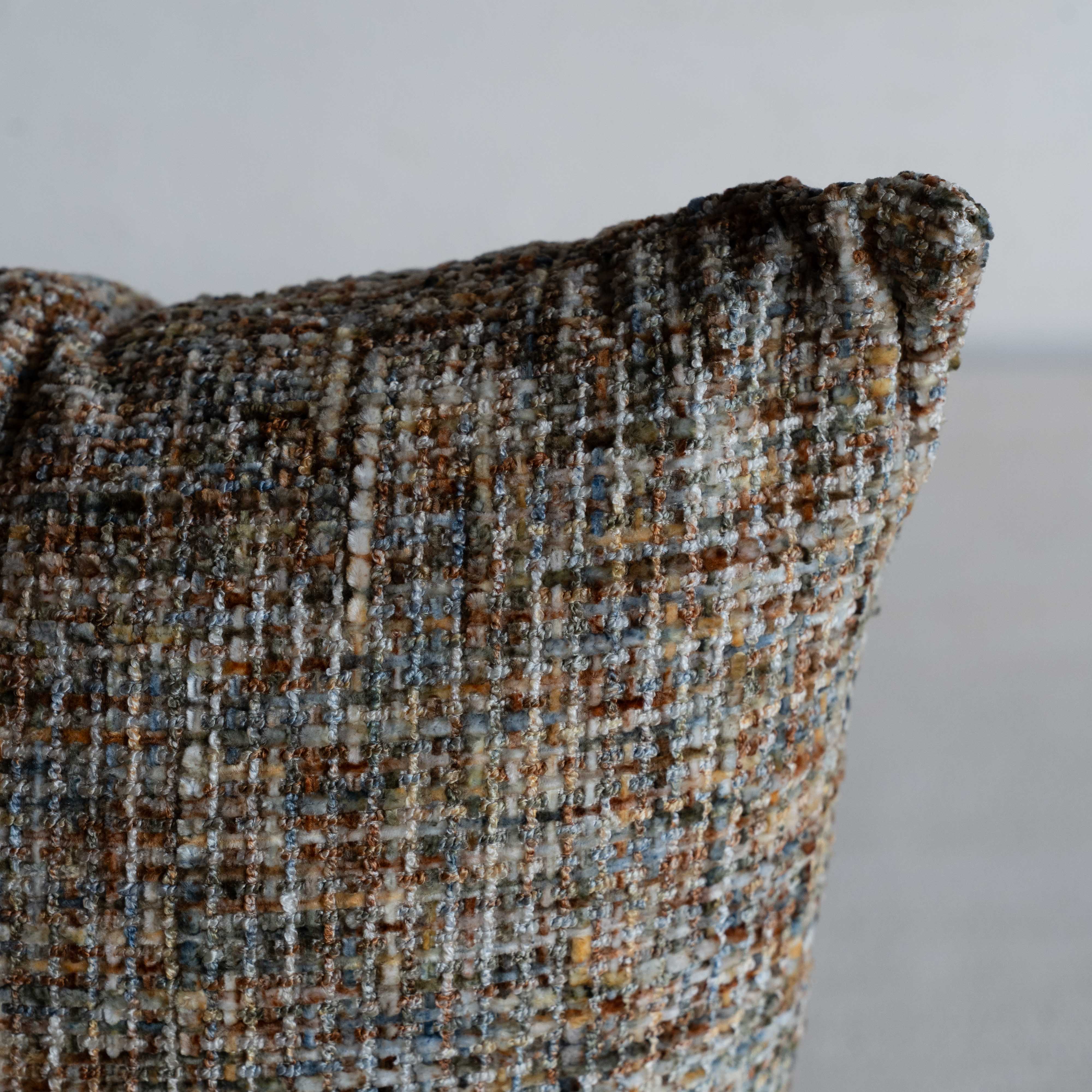 Blendform – Multi Color Cushion Cover