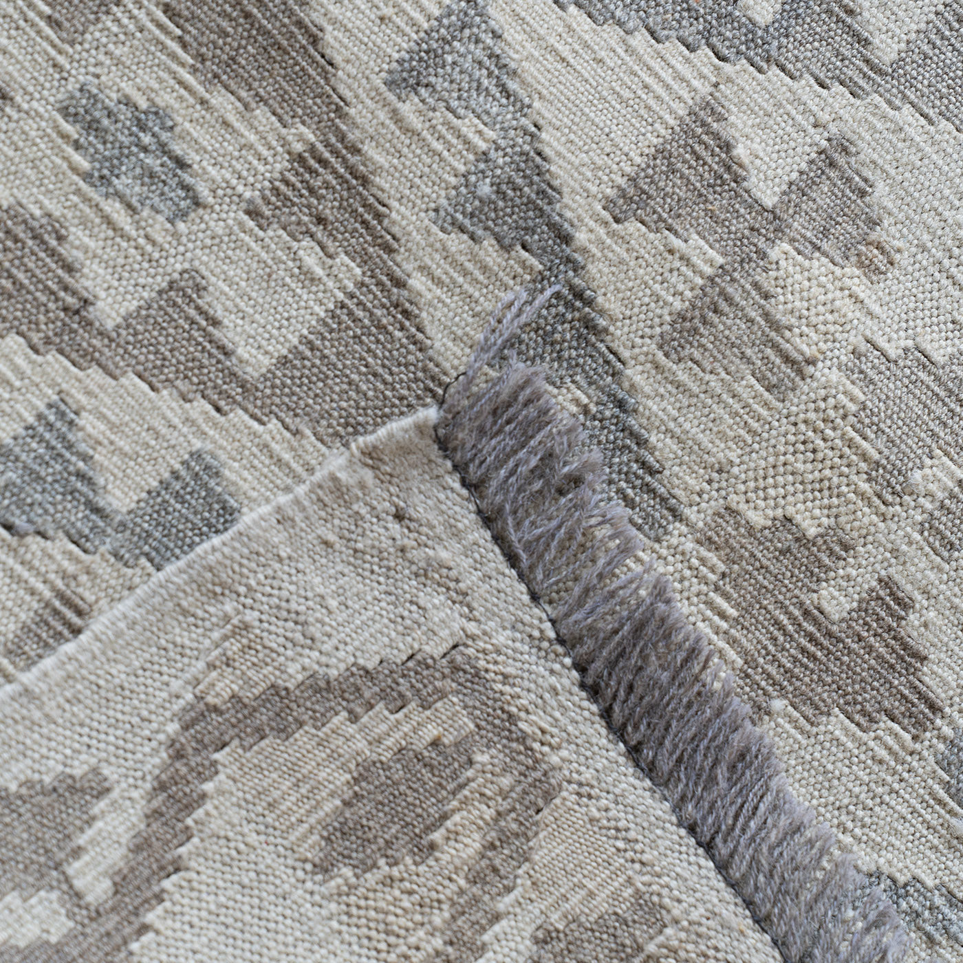 Navarre Handcrafted Kilim Rug - Light Beige