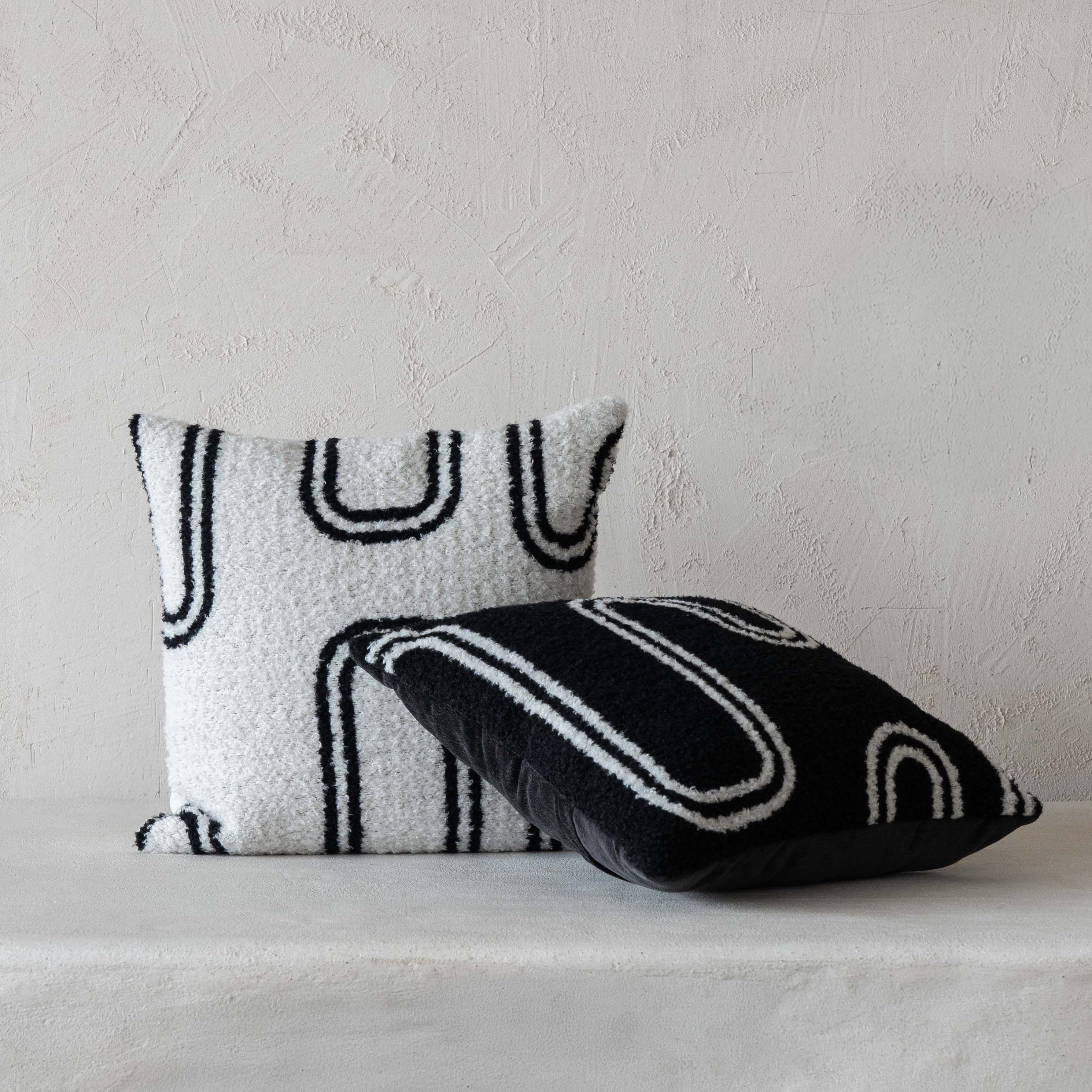 Noir Curve Linen Black Cushion Cover