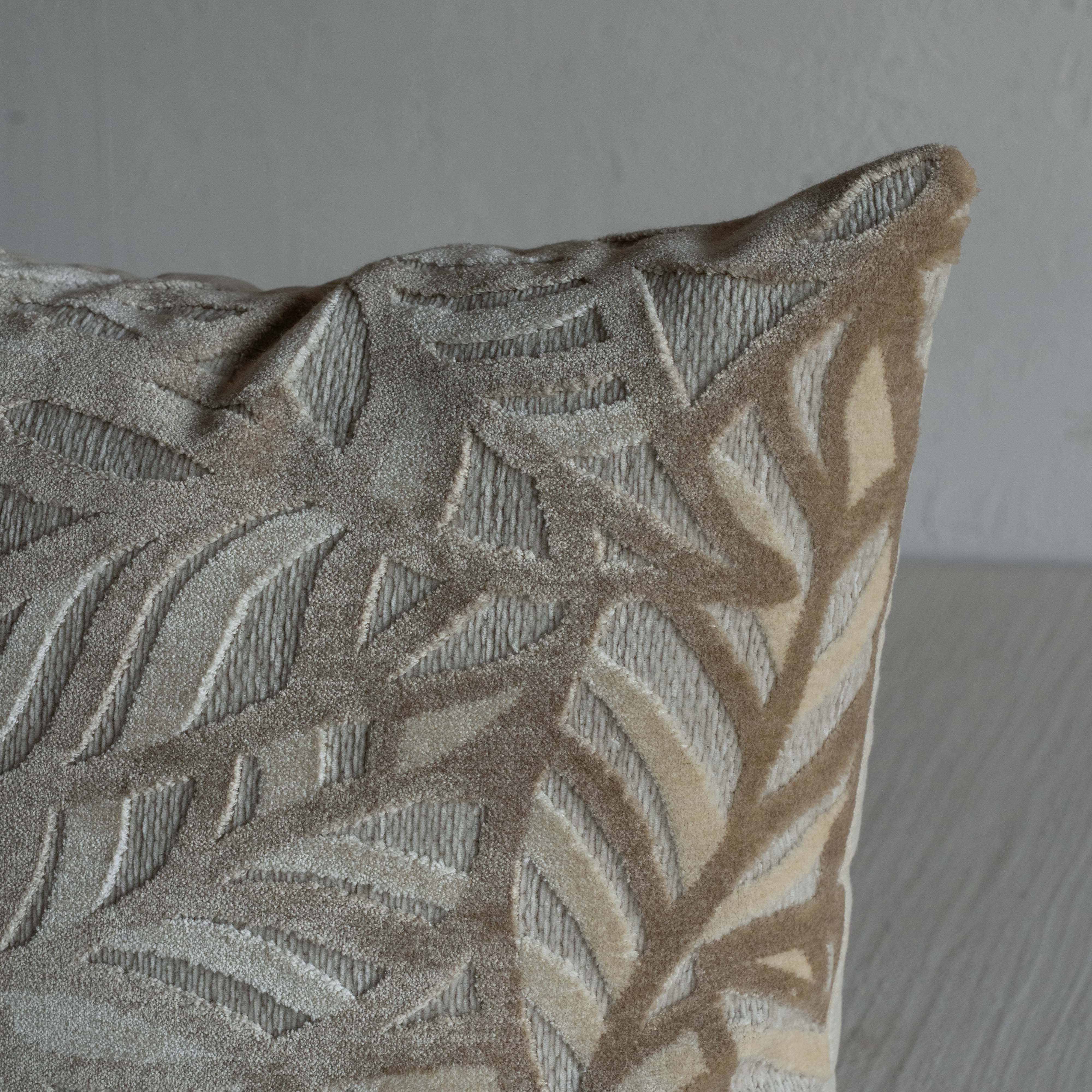 Leaf Carve Modern Cushion Cover