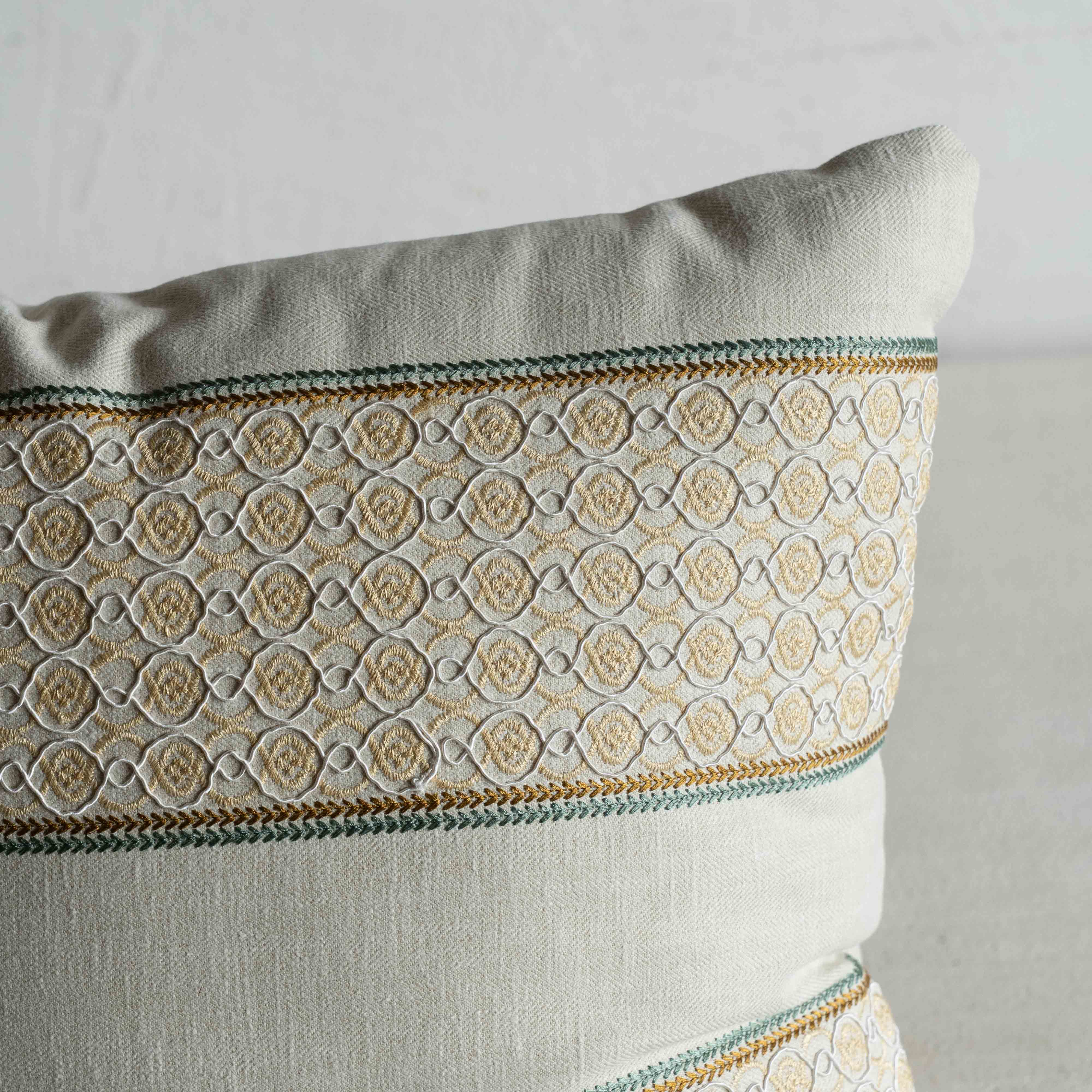 Quiet Medinas – Grey Cushion Cover