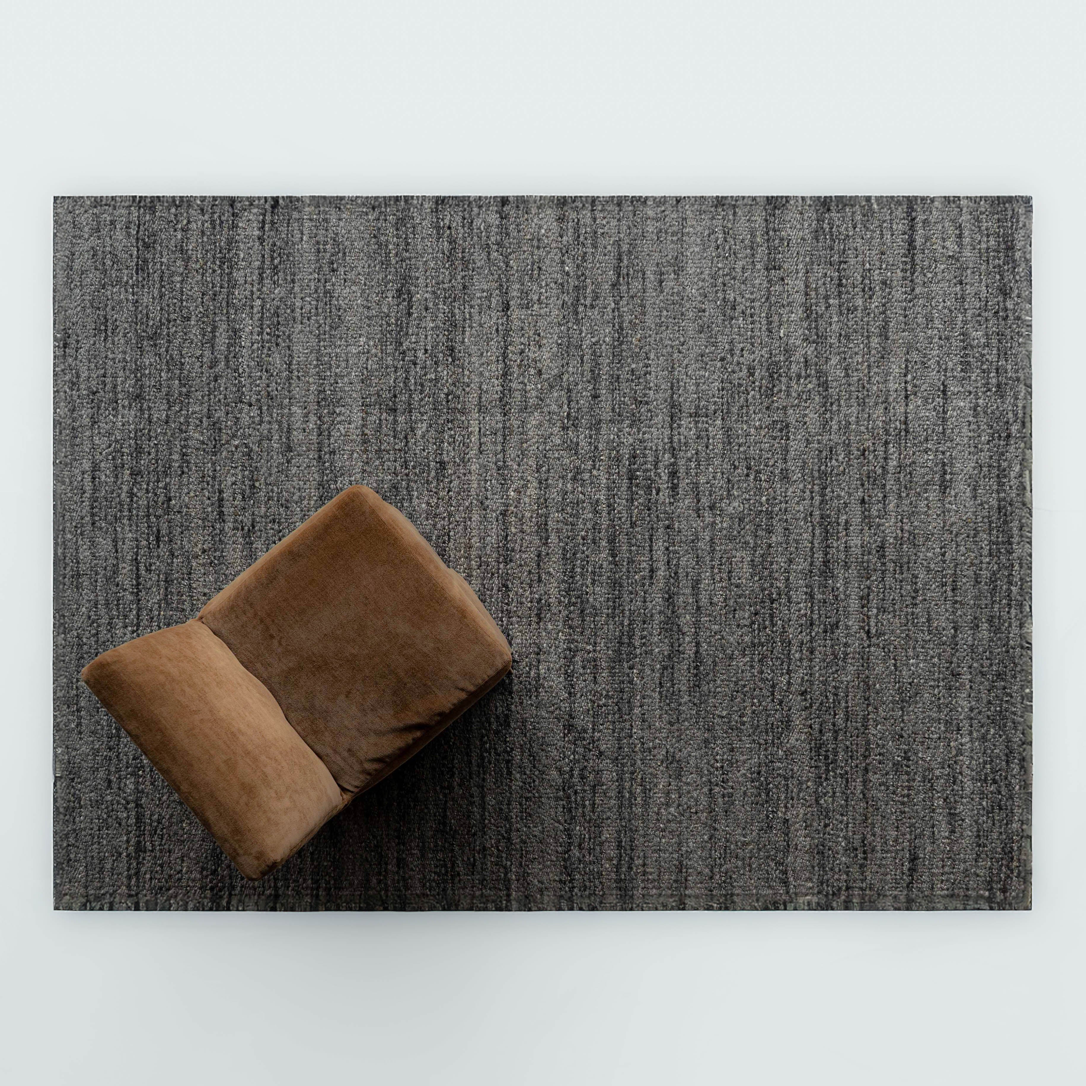 D053 - Handcrafted Wool Rug