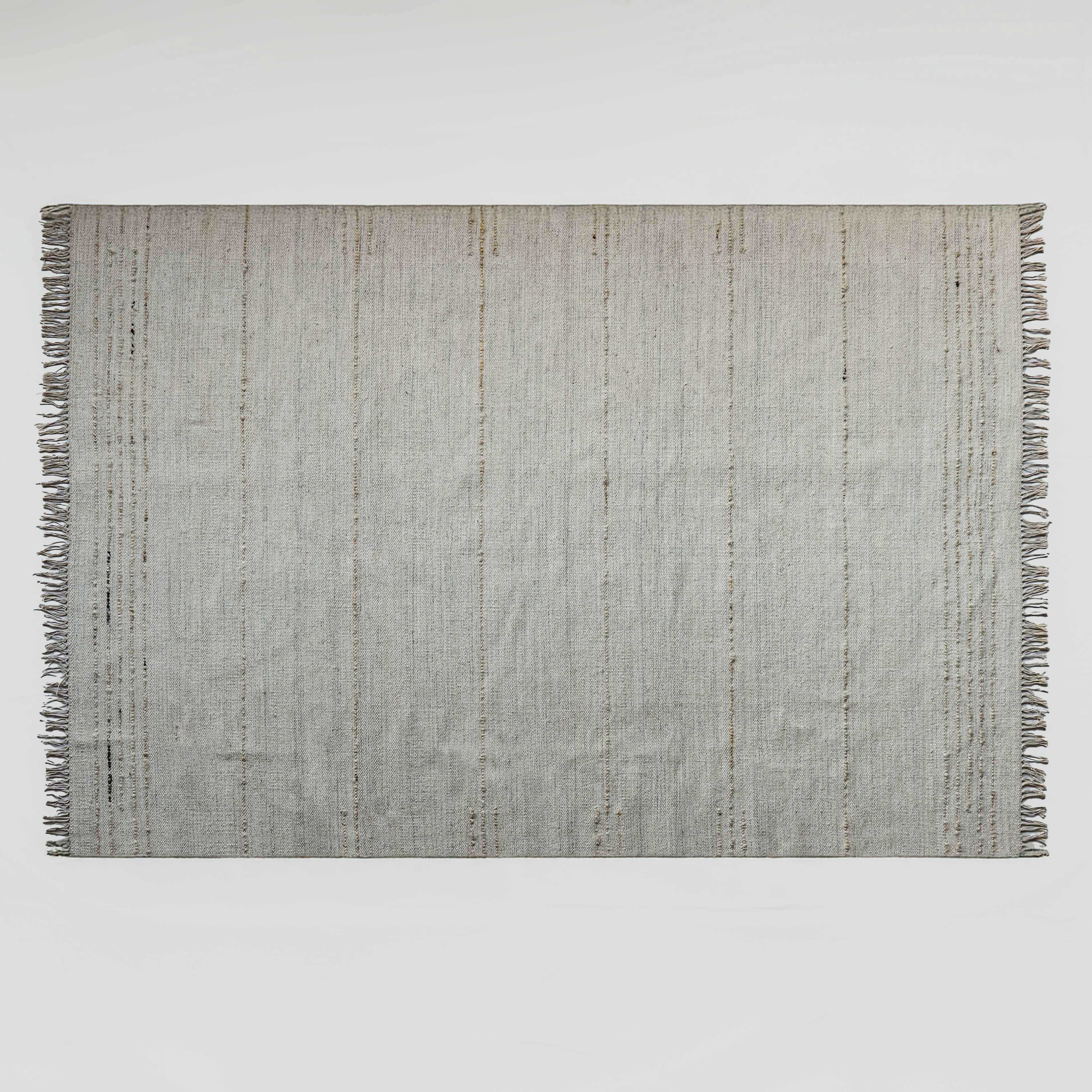 D062 / White Beige Handcrafted Wool Rug