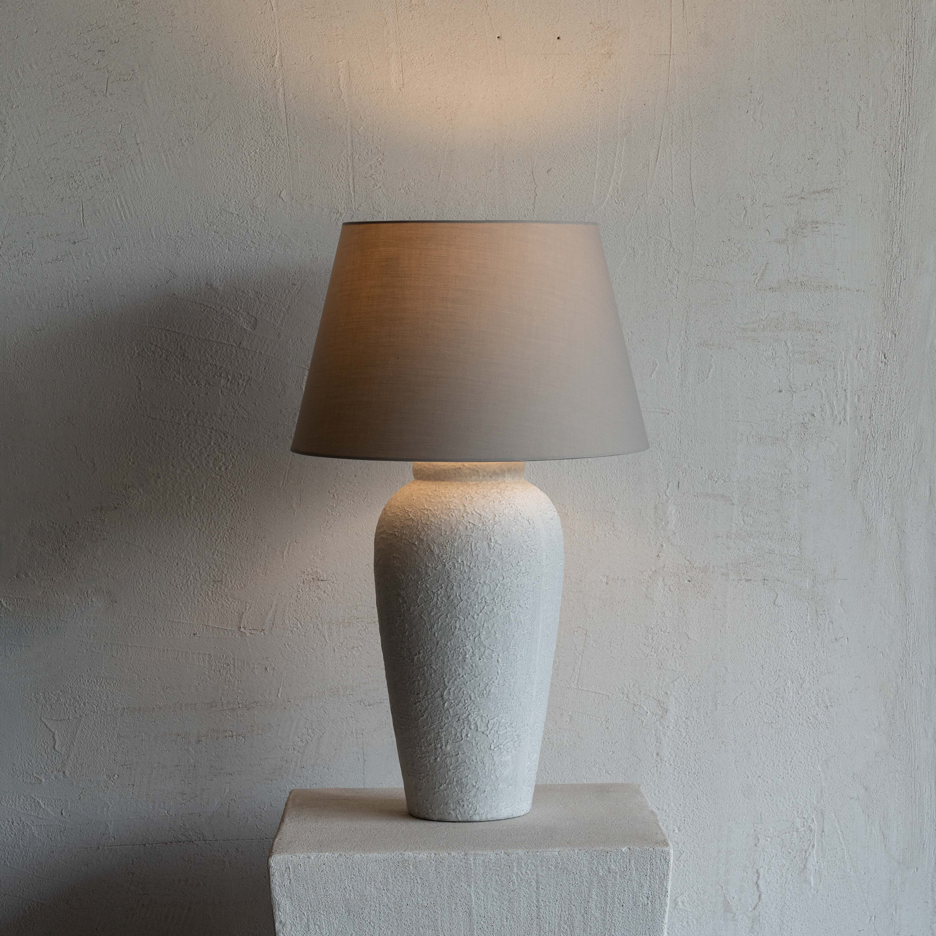 Daphne Micro Cement Table Lamp