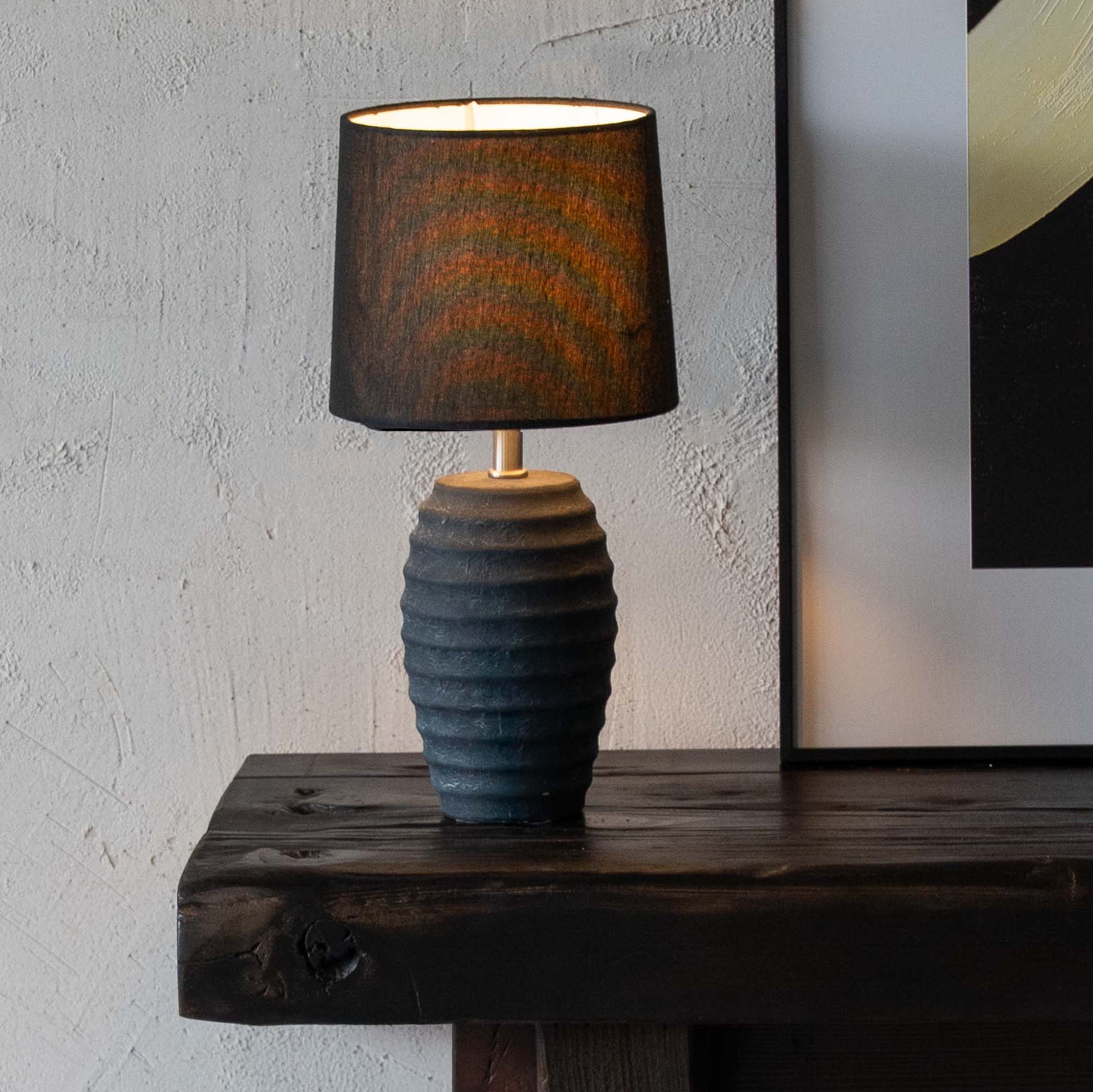 Doris Classic Table Lamp