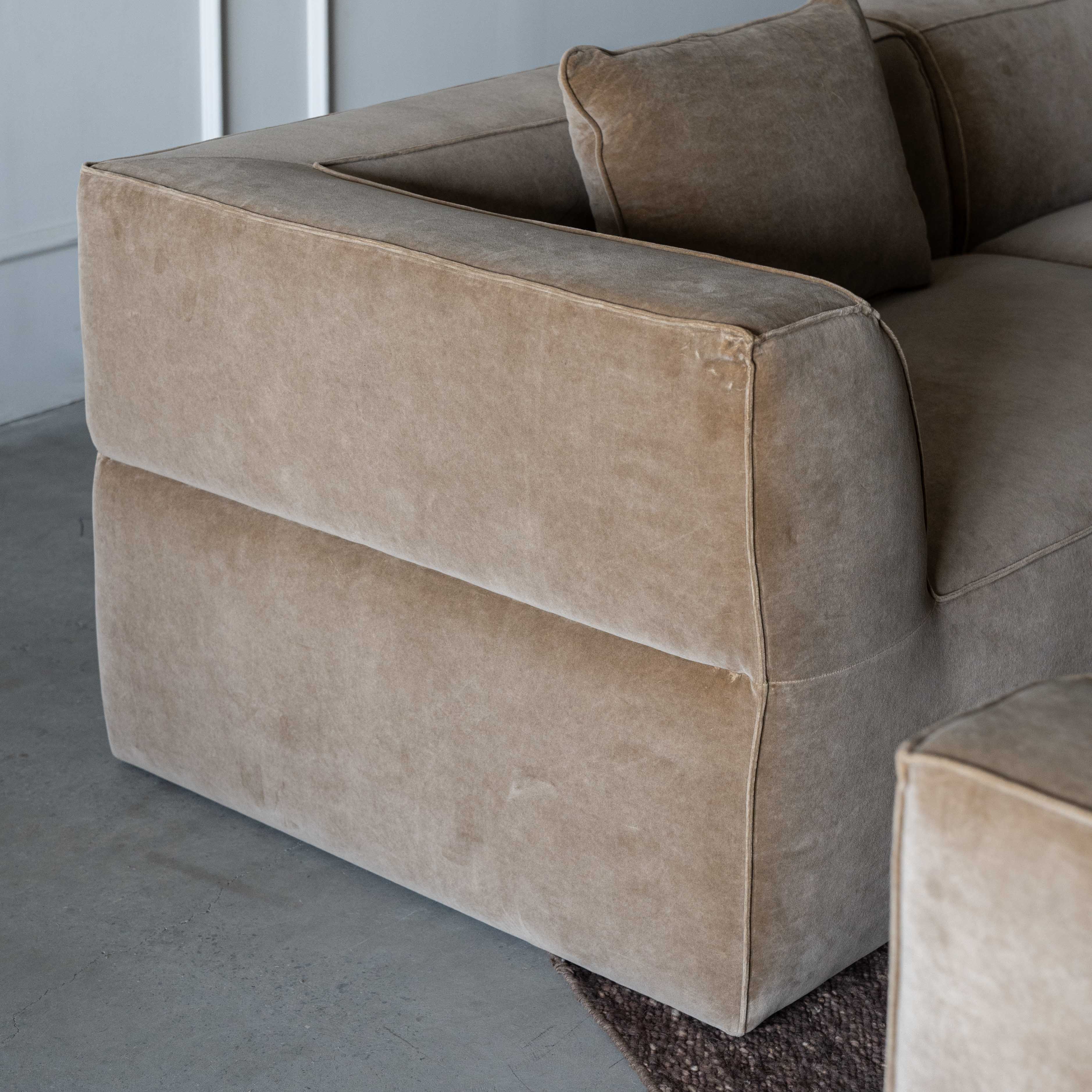 Ezra Modern Velvet Sectional | Modular Sofa - Mustard