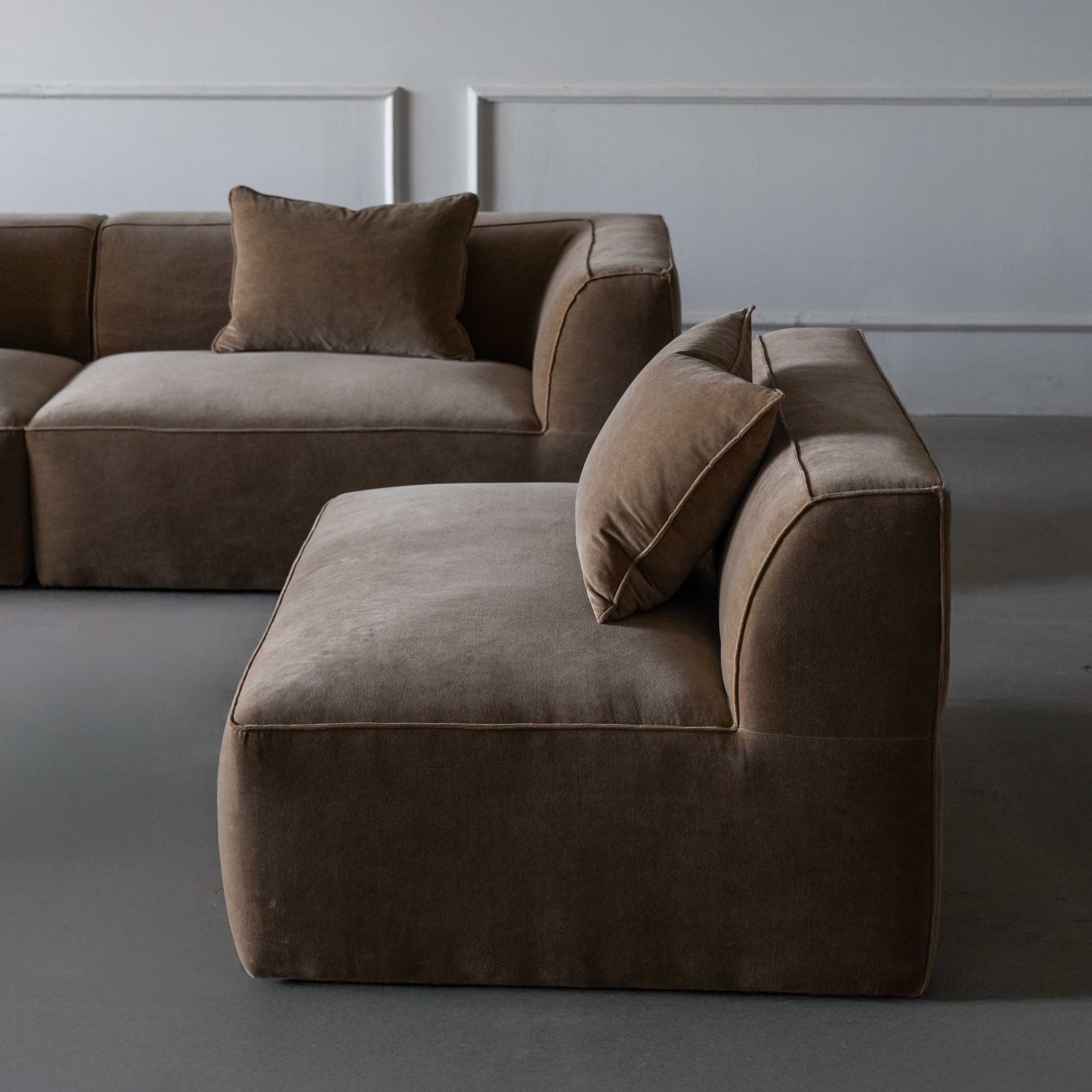 Ezra Modern Velvet Sectional | Modular Sofa - Mustard