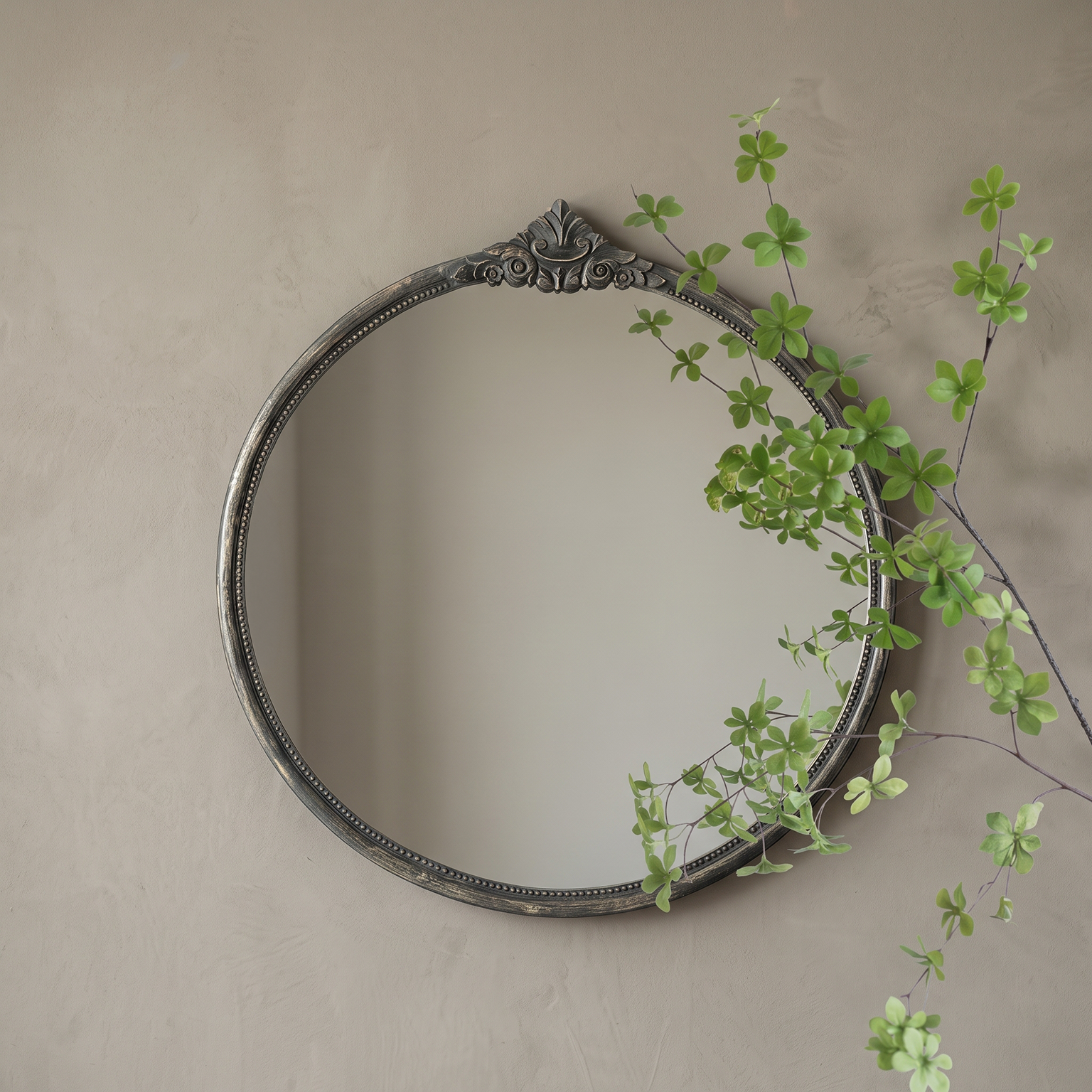 French Baroque Antique Round Wall Mirror