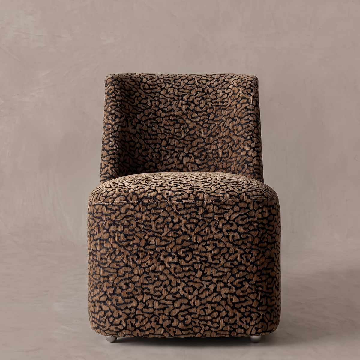 Rossetti Pattern Accent Chair with Wheels