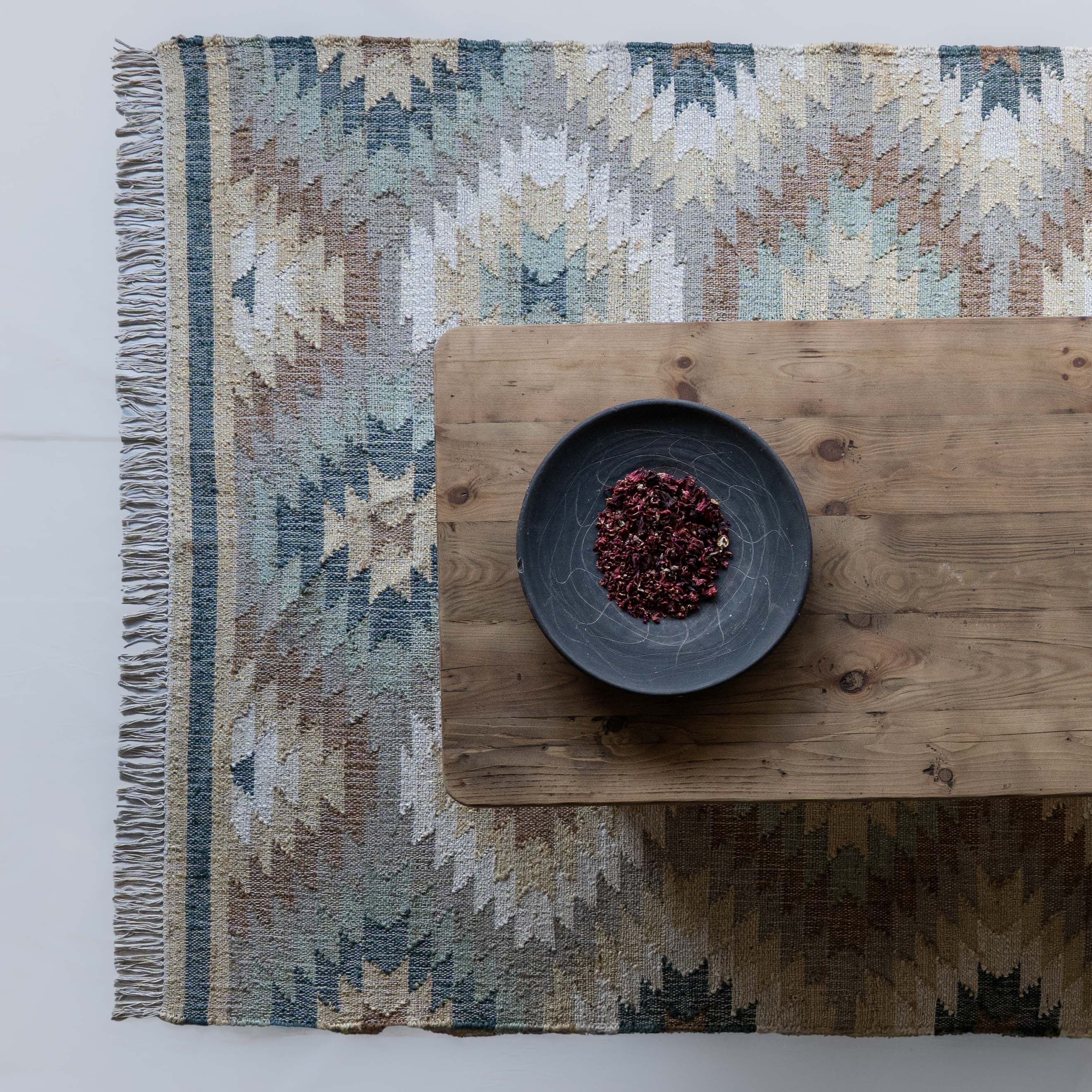 سجادة بانجا من الجوت (TLR0063) سجادة صوفية مصنوعة يدوياً باللون الأزرق المخضر