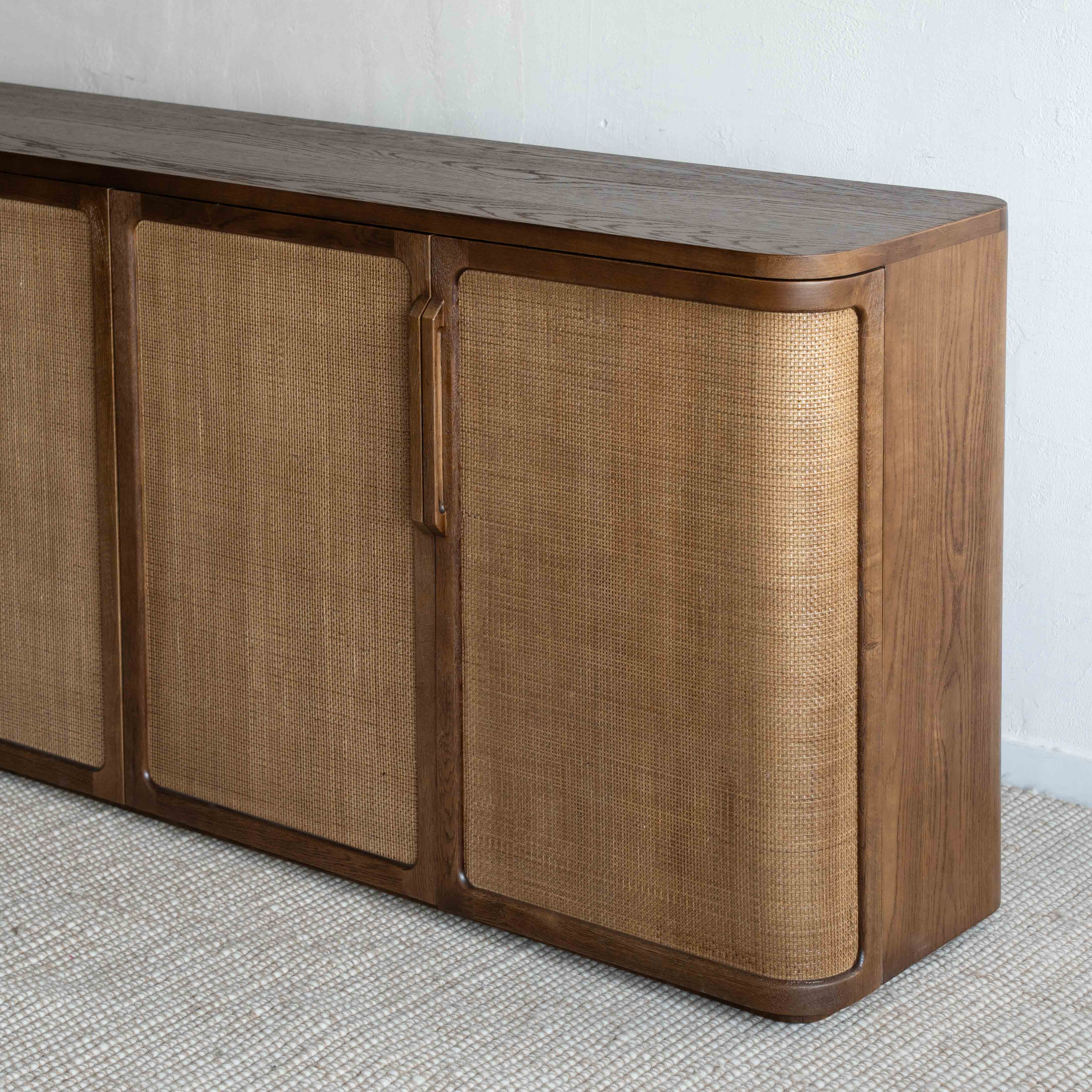 خزانة جانبية عصرية من الخشب الصلب من جيسا | خزانة تخزين 