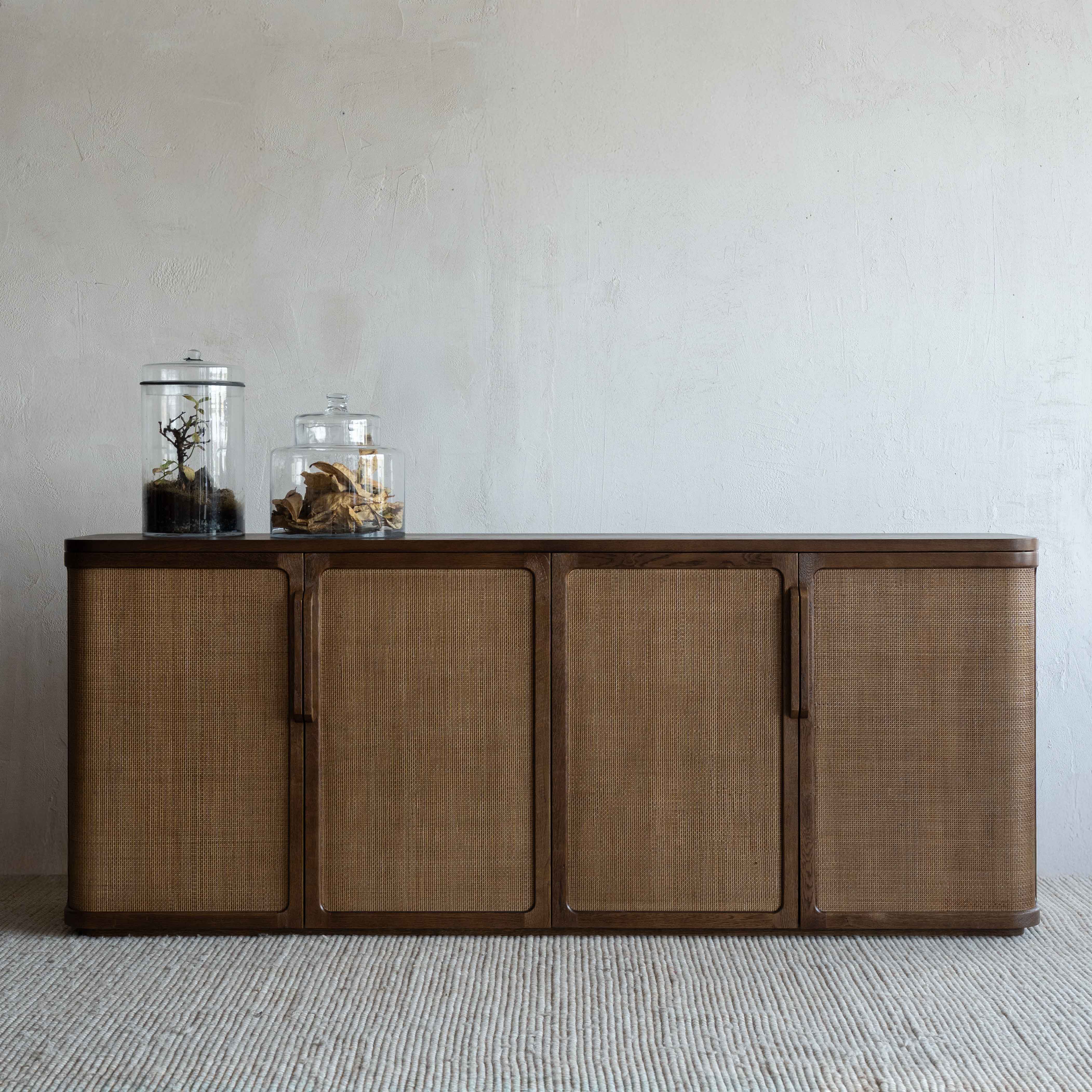 خزانة جانبية عصرية من الخشب الصلب من جيسا | خزانة تخزين 