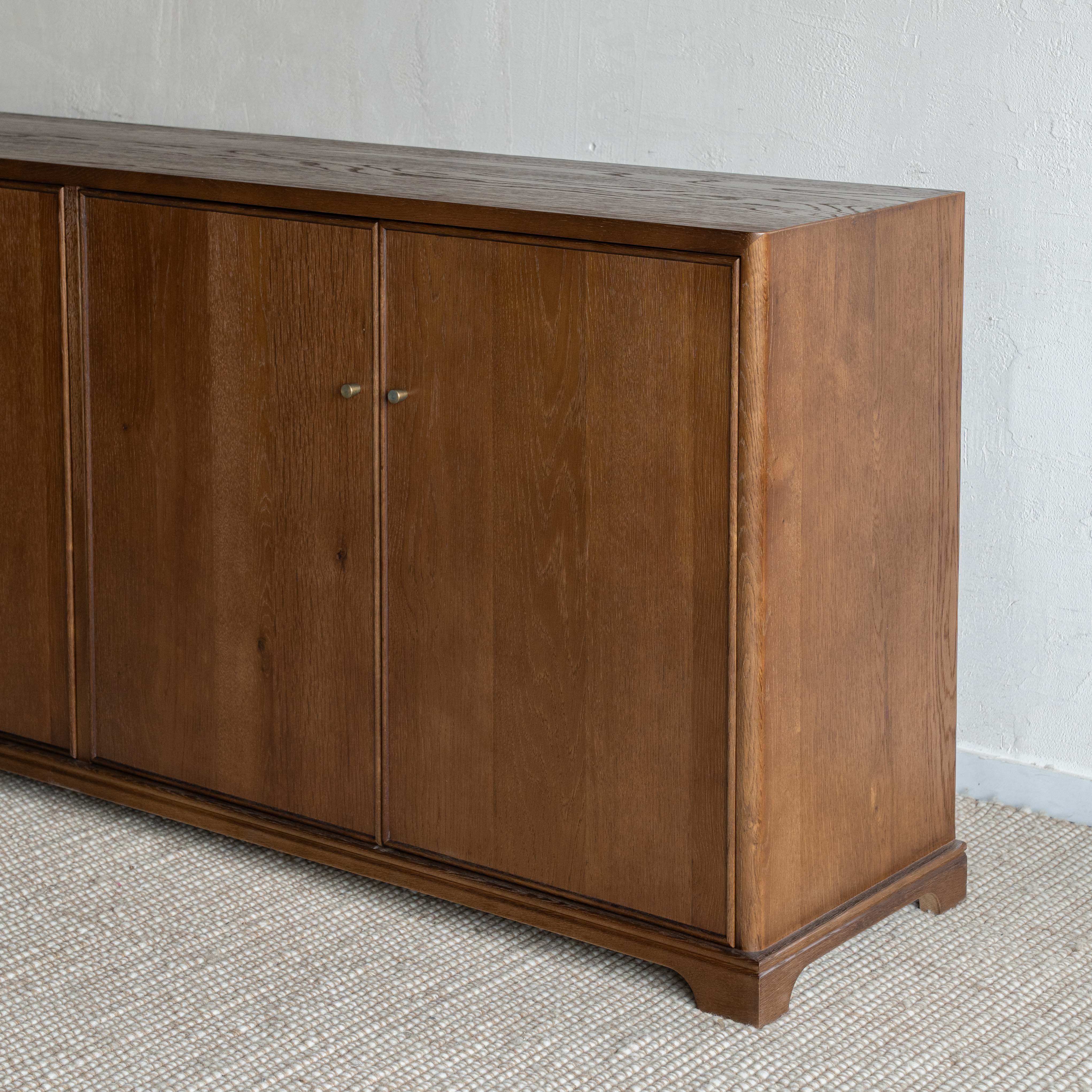 خزانة جانبية عصرية من الخشب الصلب من جيسا | خزانة تخزين 