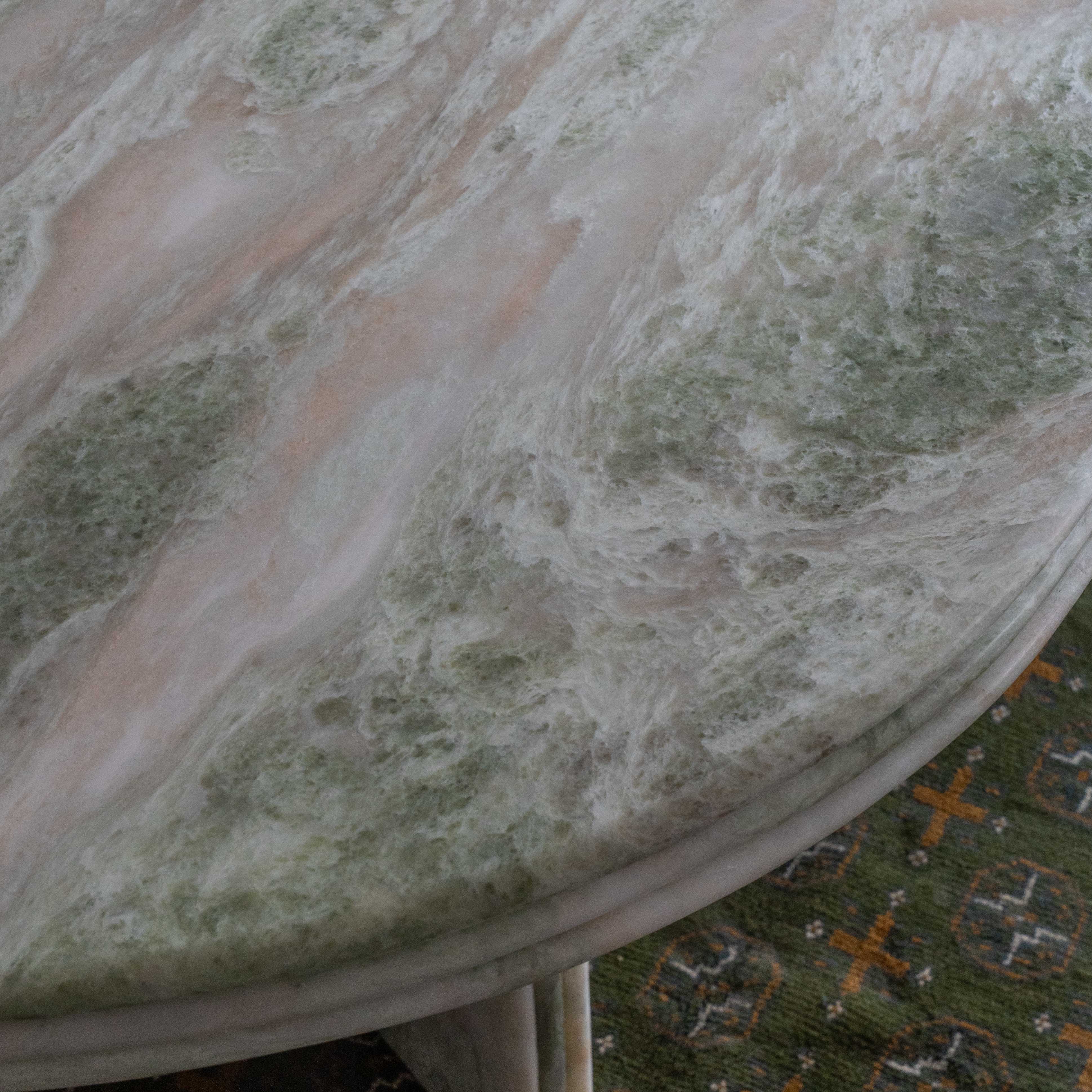 طاولة طعام فاخرة من رخام العقيق الأسود الكبير