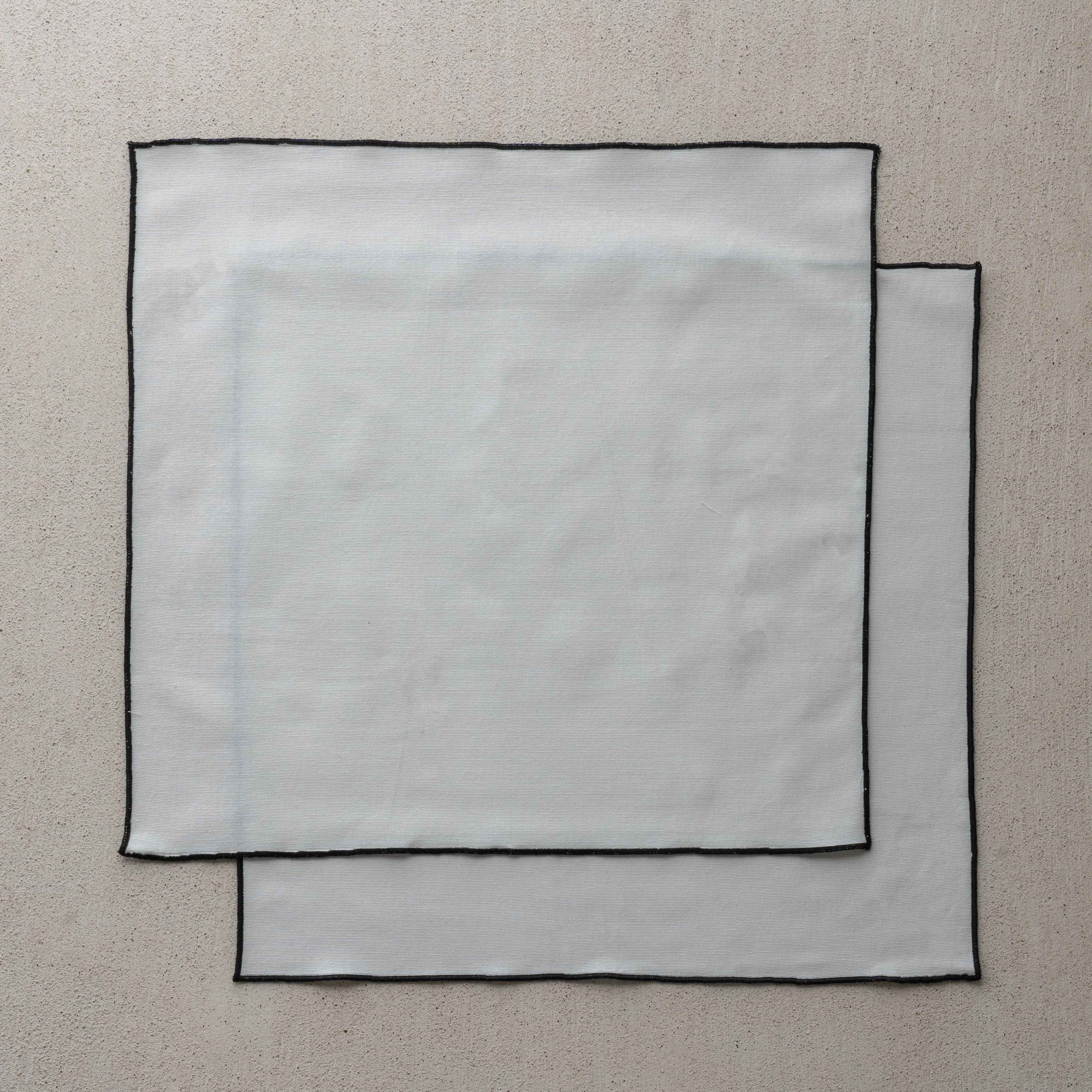 طقم مناديل طاولة من الكتان مكون من قطعتين - أبيض/خردلي