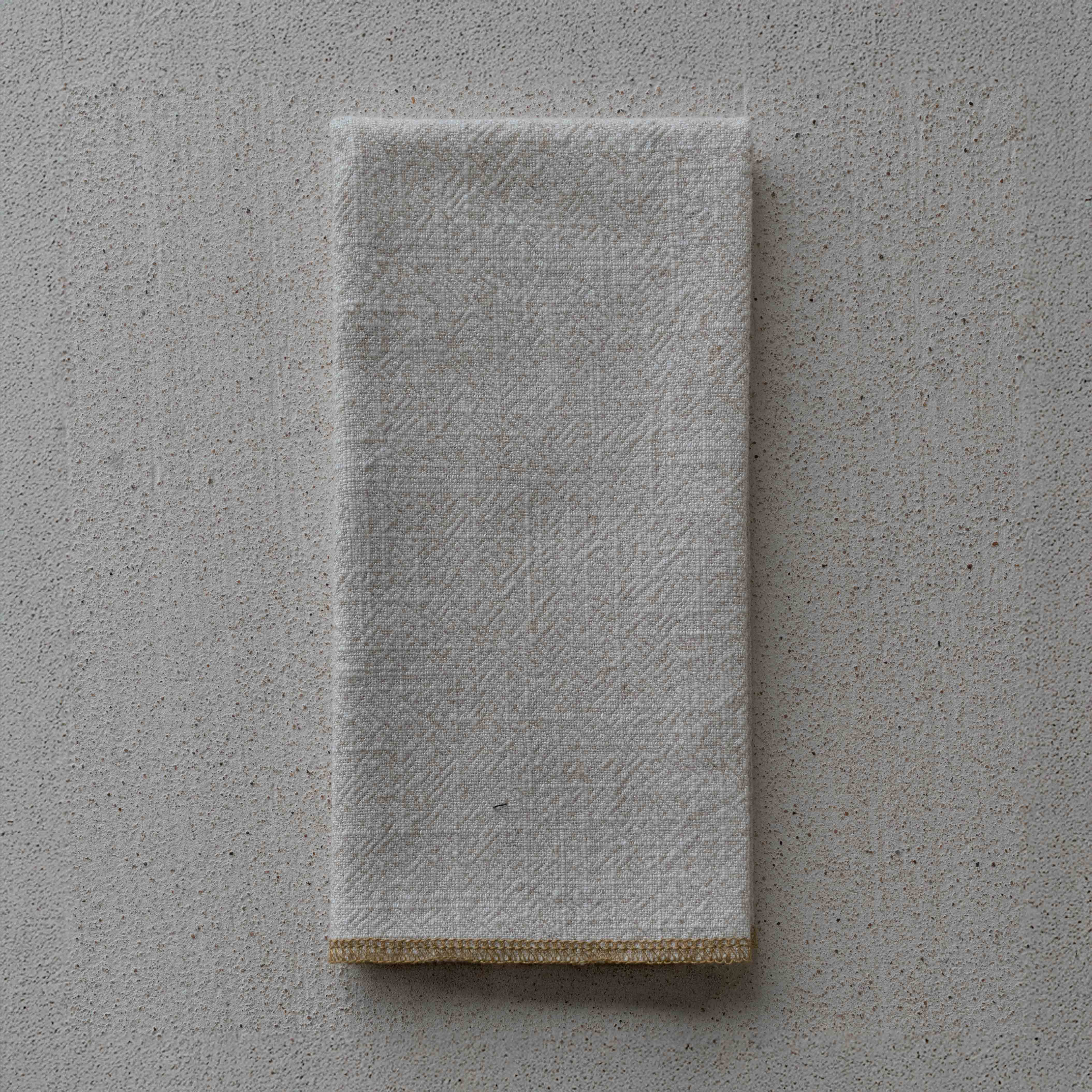 مجموعة مناديل طاولة منقوشة مكونة من قطعتين - رمادي