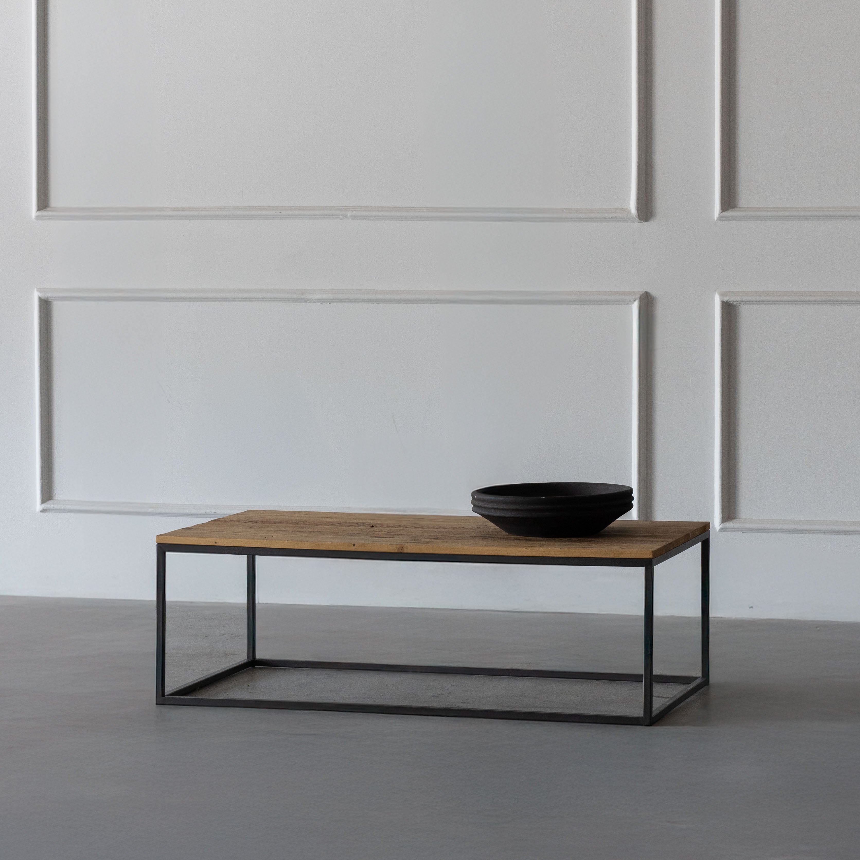 Classic Style Industrial Rectangle Coffee Table