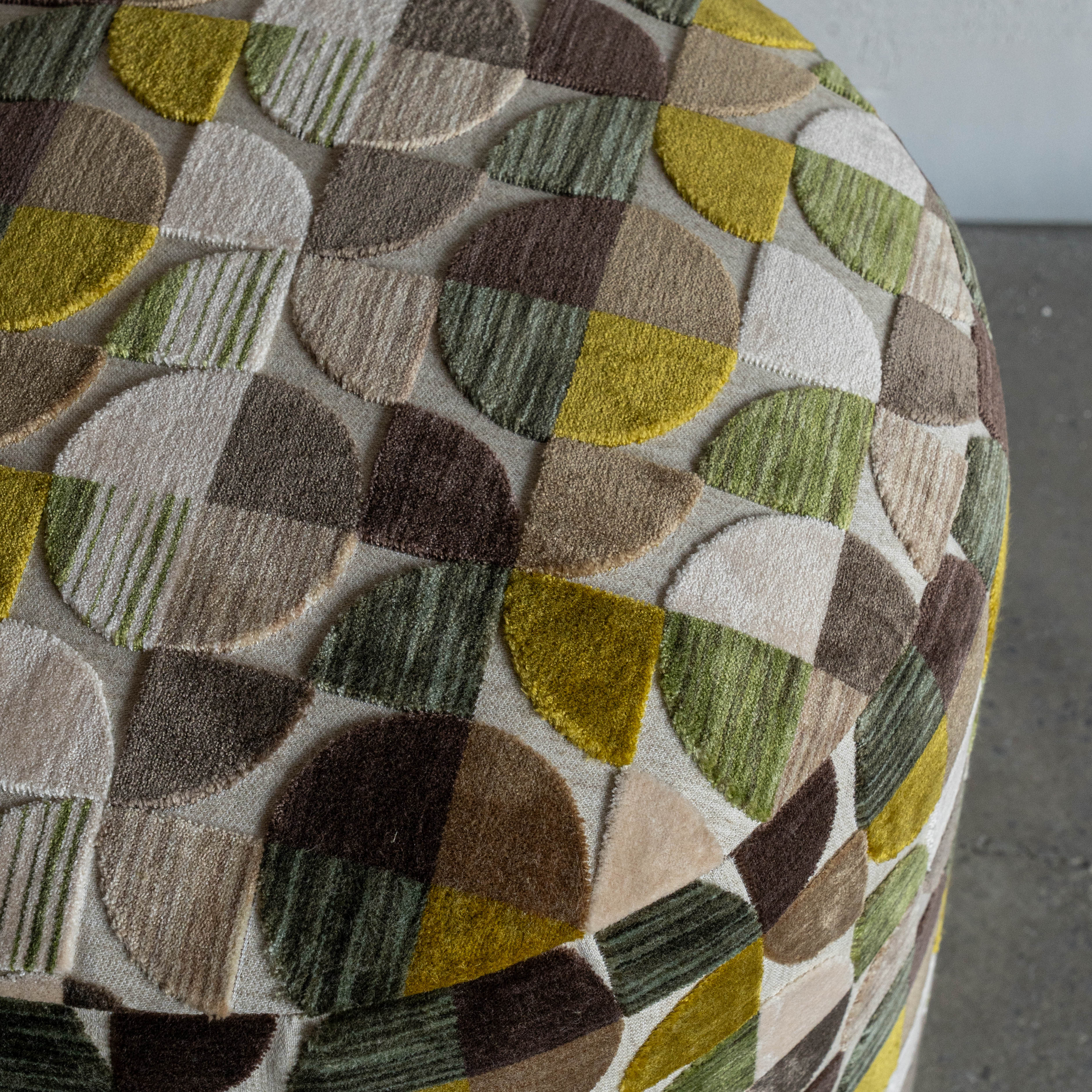 Numa Round Pouf - Multi