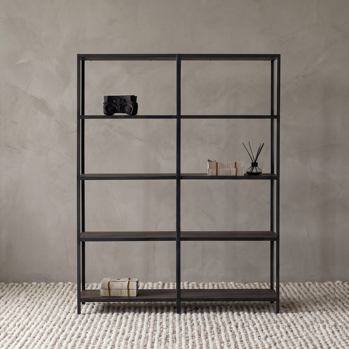 رف كتب خشبي عمودي بتصميم نورديك صناعي - لون خشب الجوز
