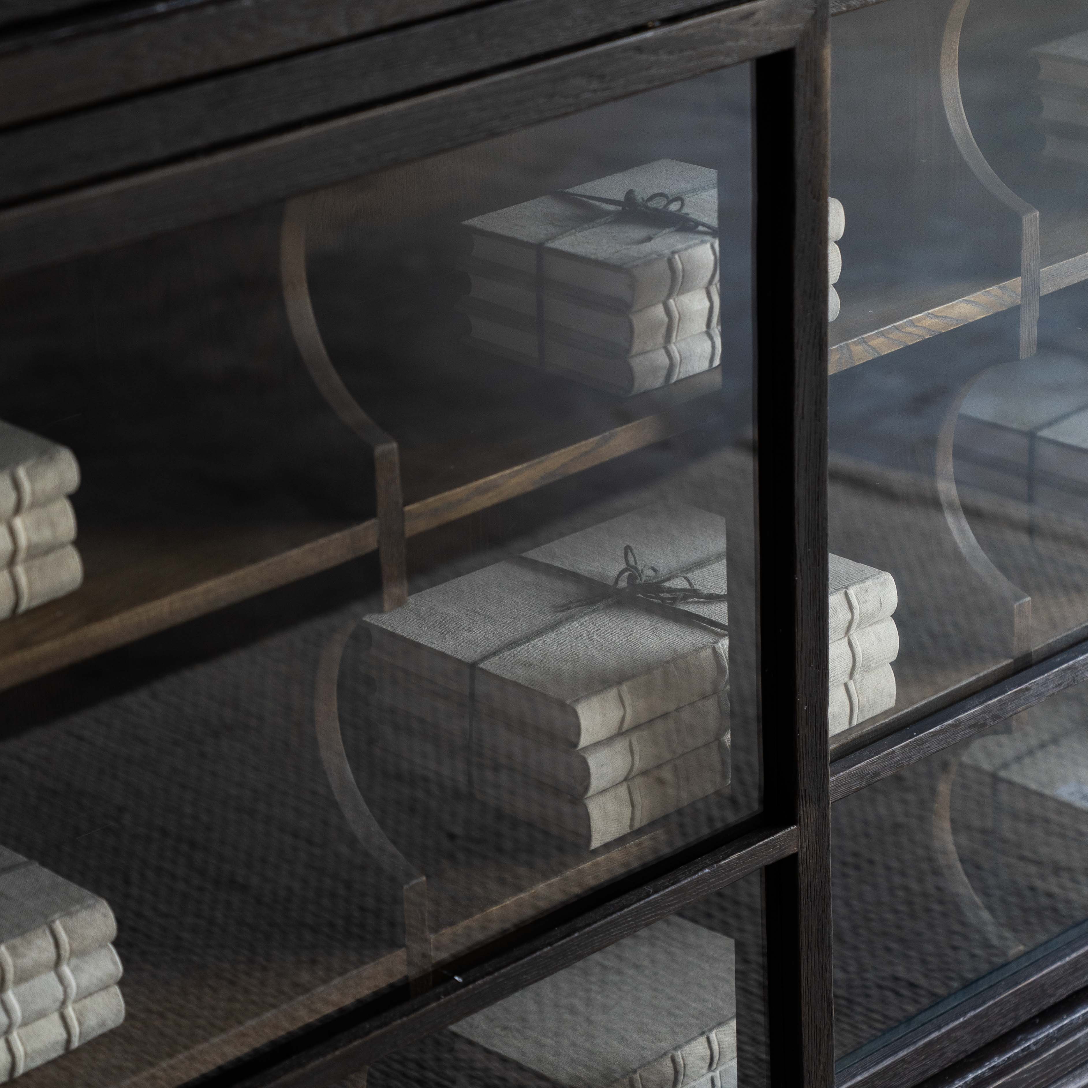 Nova Glass Cabinet & Shelving Unit With LED lights