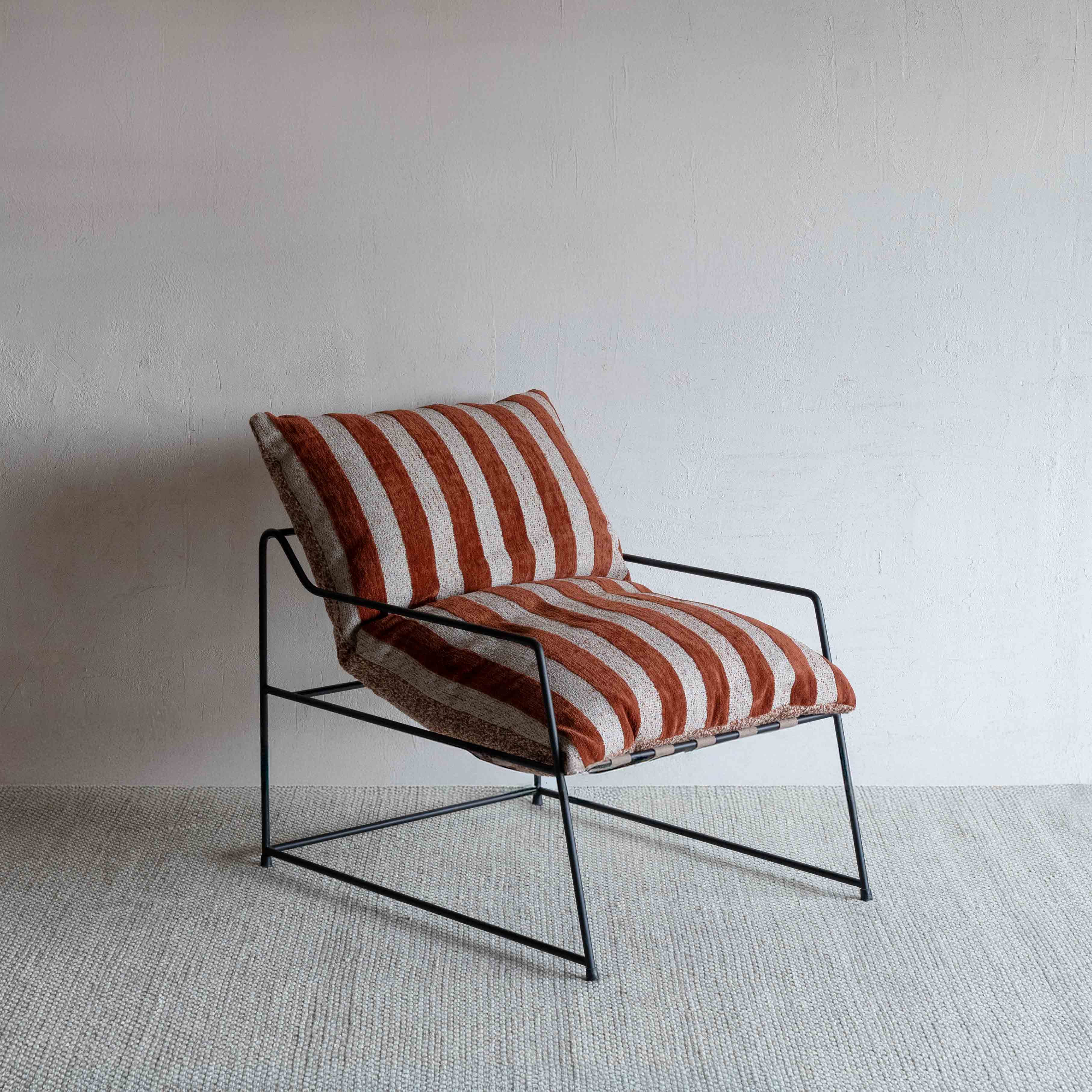 Novato Comfortable Relax Lounge Chair - Brown Strip