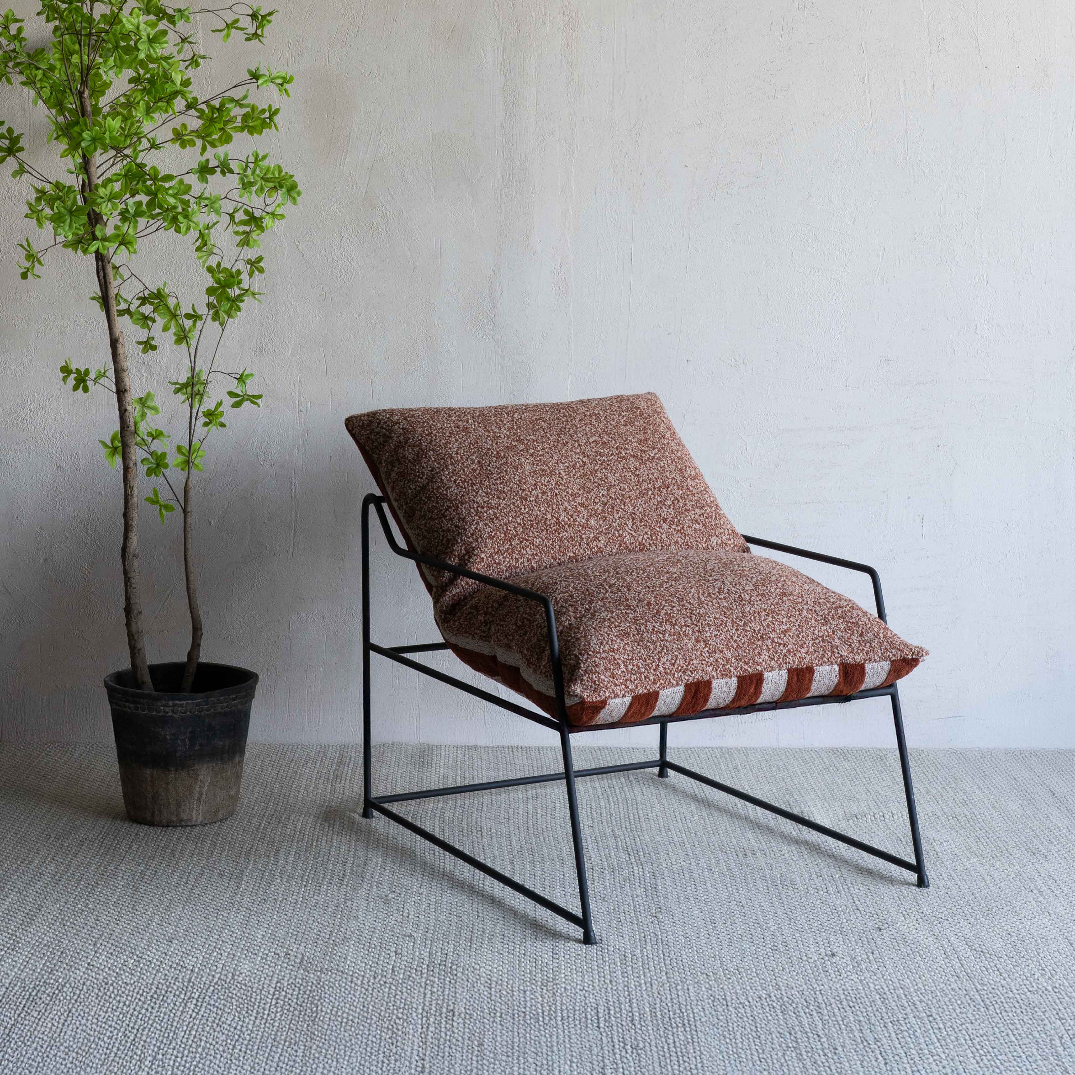 Novato Comfortable Relax Lounge Chair - Brown Strip