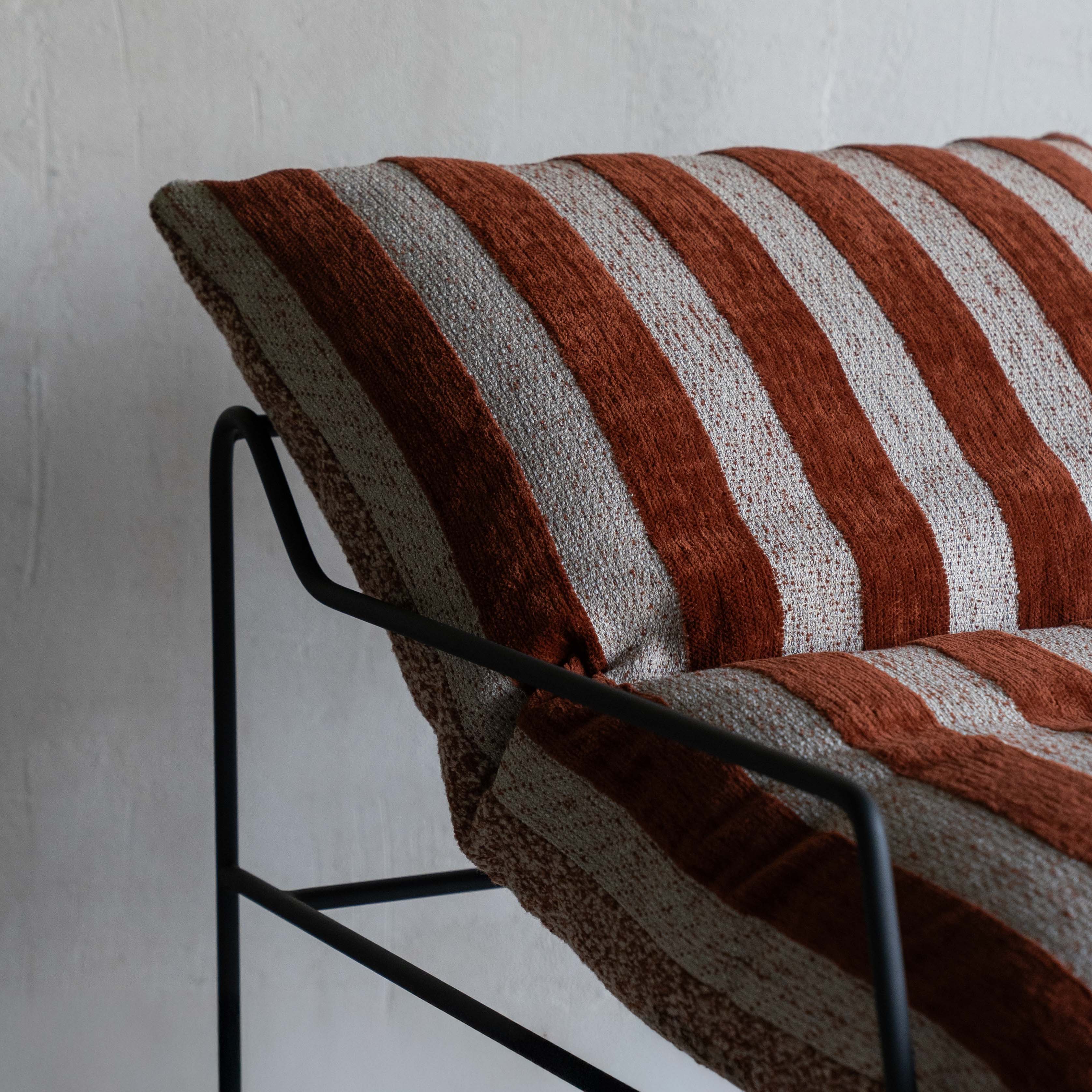 Novato Comfortable Relax Lounge Chair - Brown Strip