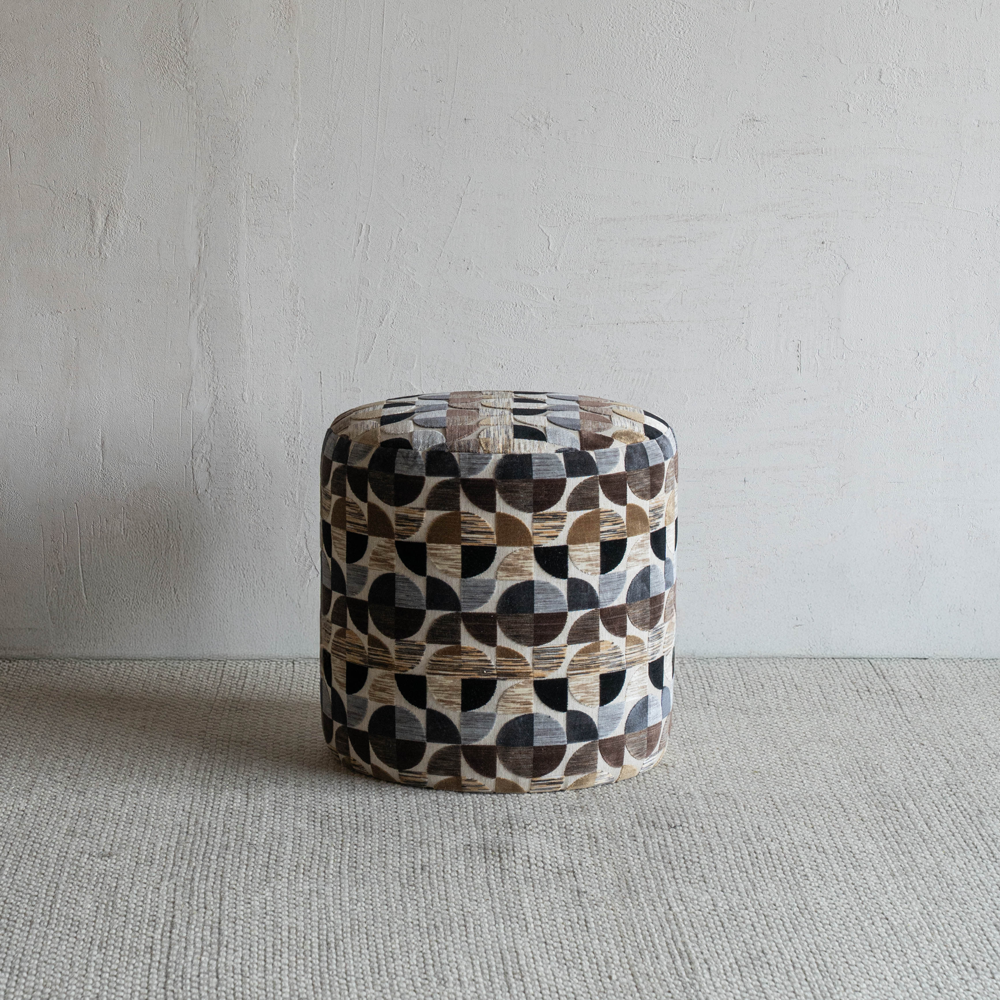 Numa Round Pouf - Multi Grey