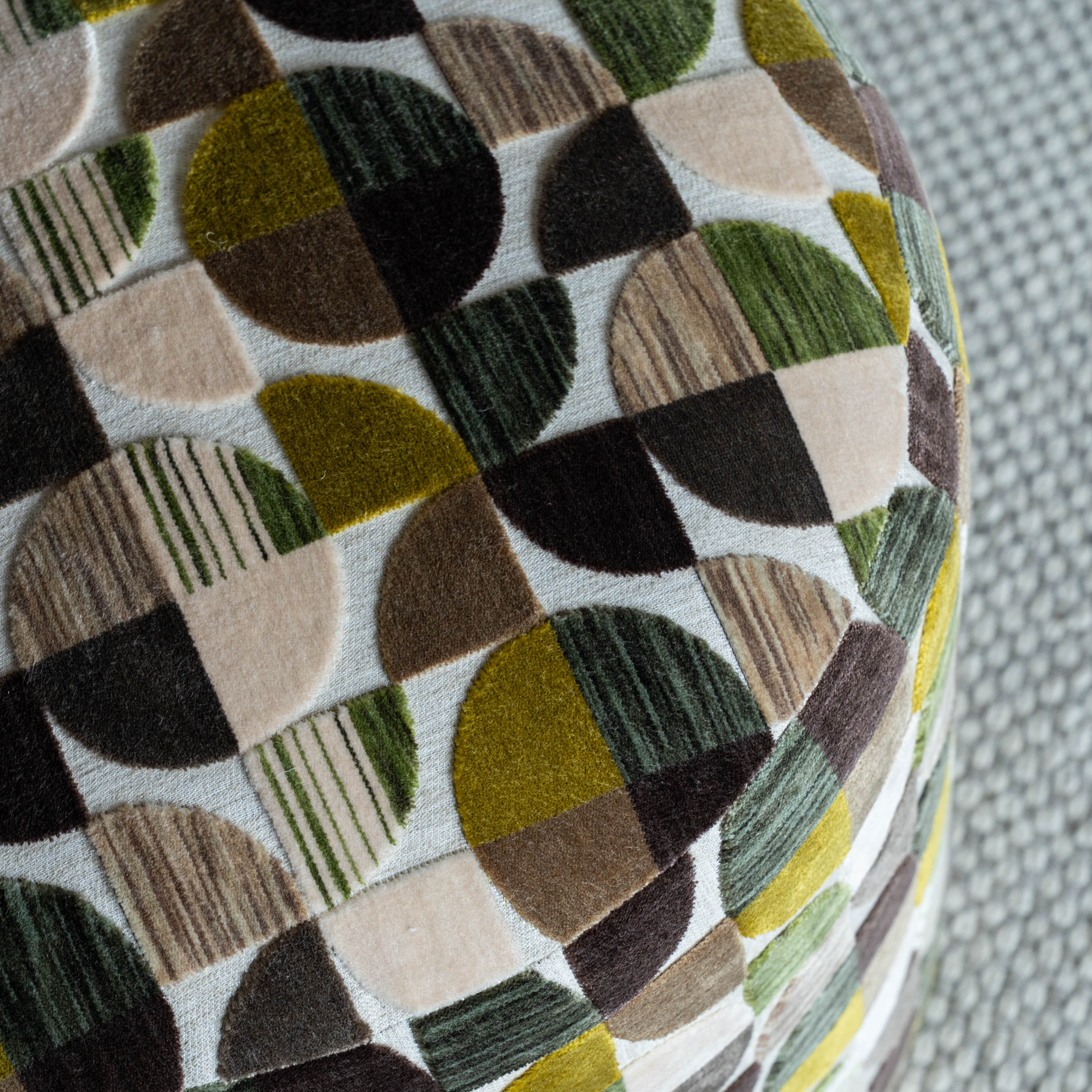 Numa Round Pouf - Multi Green