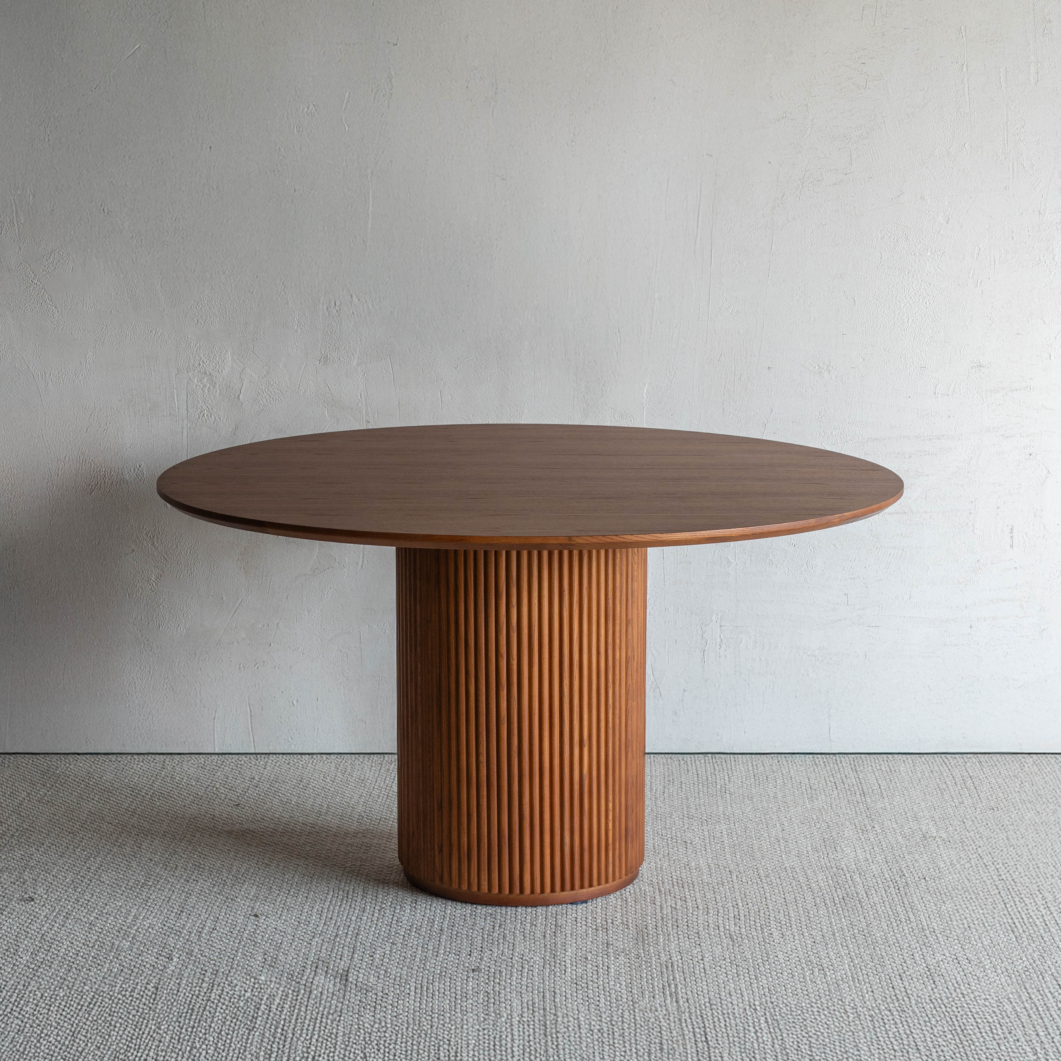 Oslo Solid Ash Wood Round Dining Table