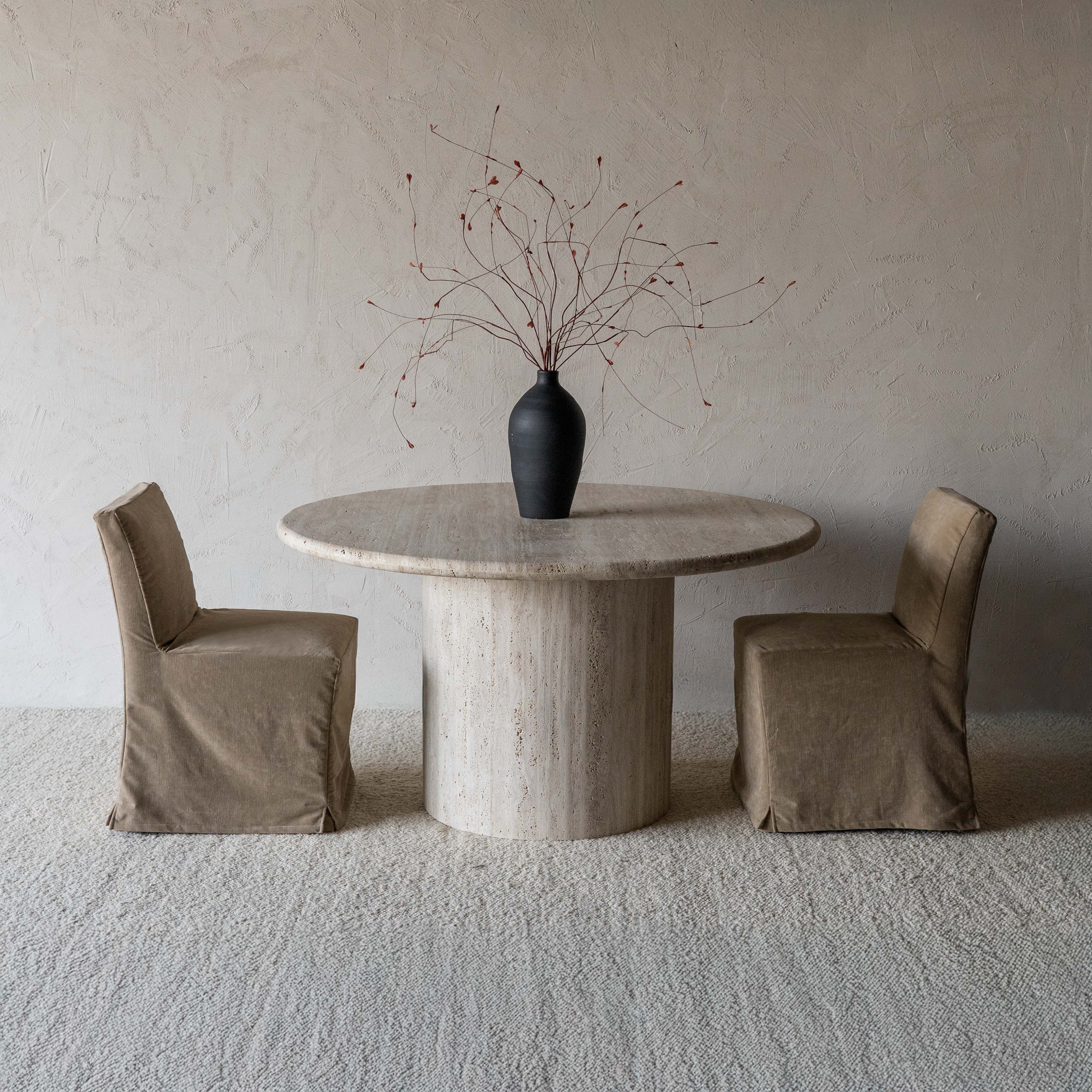 Palm Round Travertine Marble Dining Table