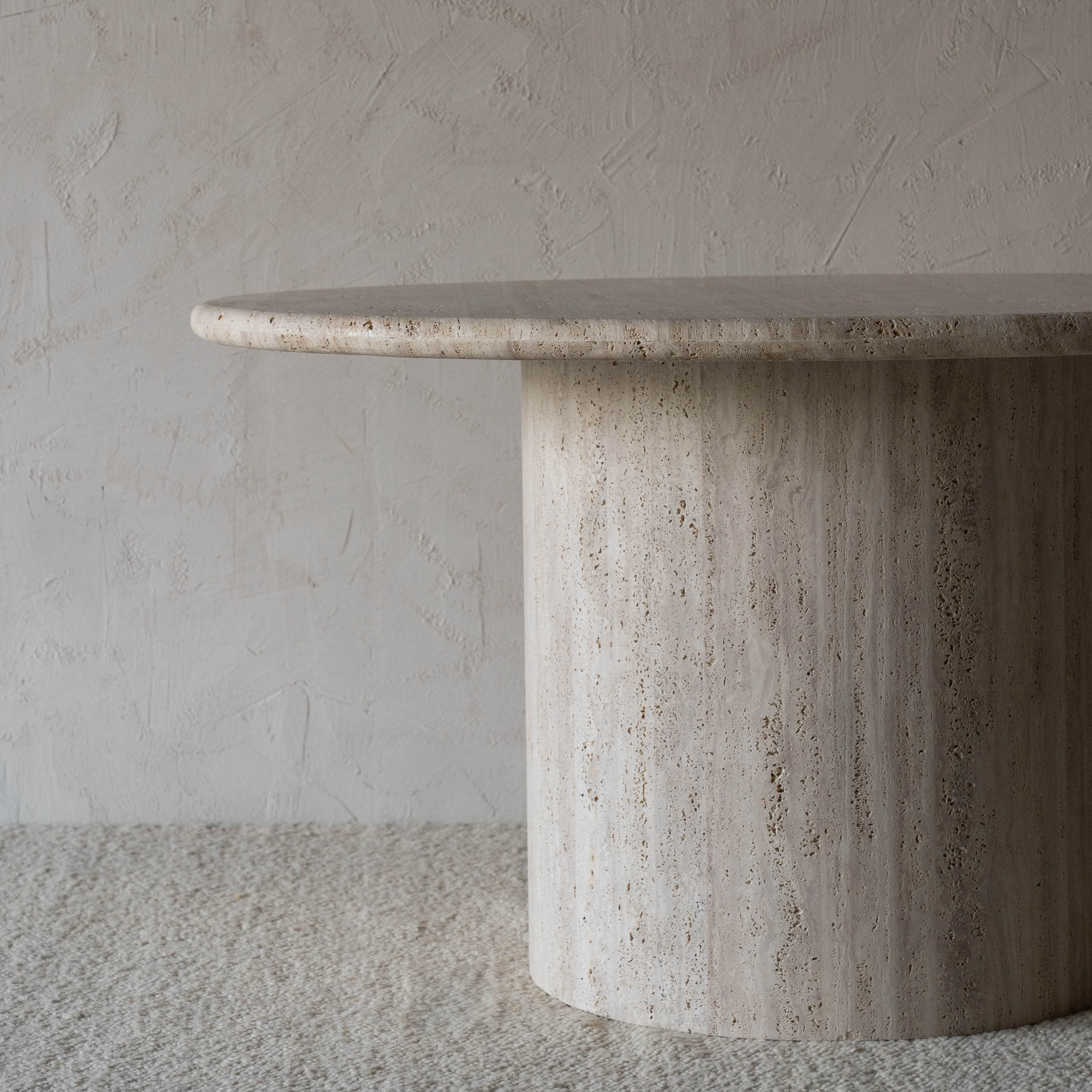 Palm Round Travertine Marble Dining Table