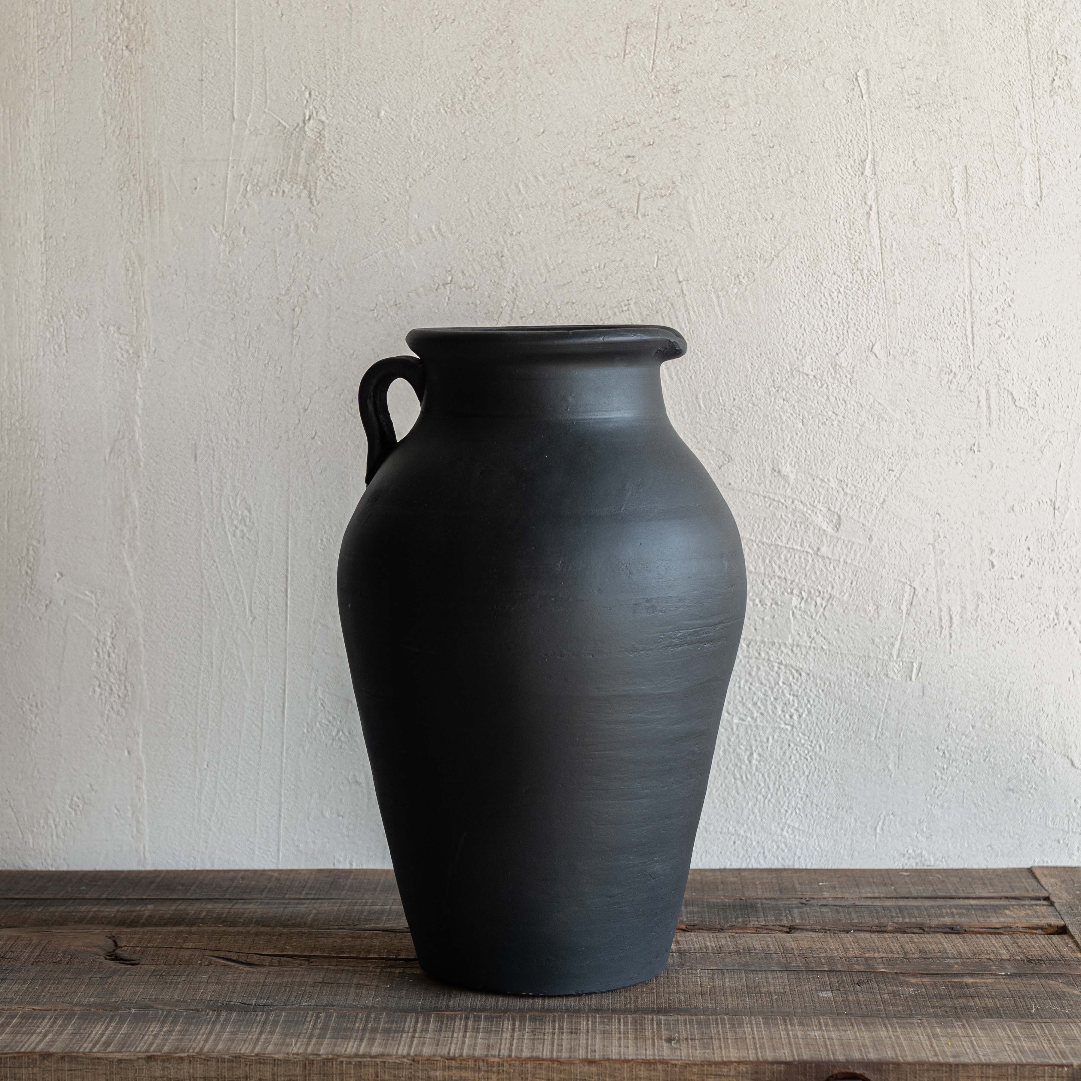 Petra Black Terracotta Flower Pot | Vase