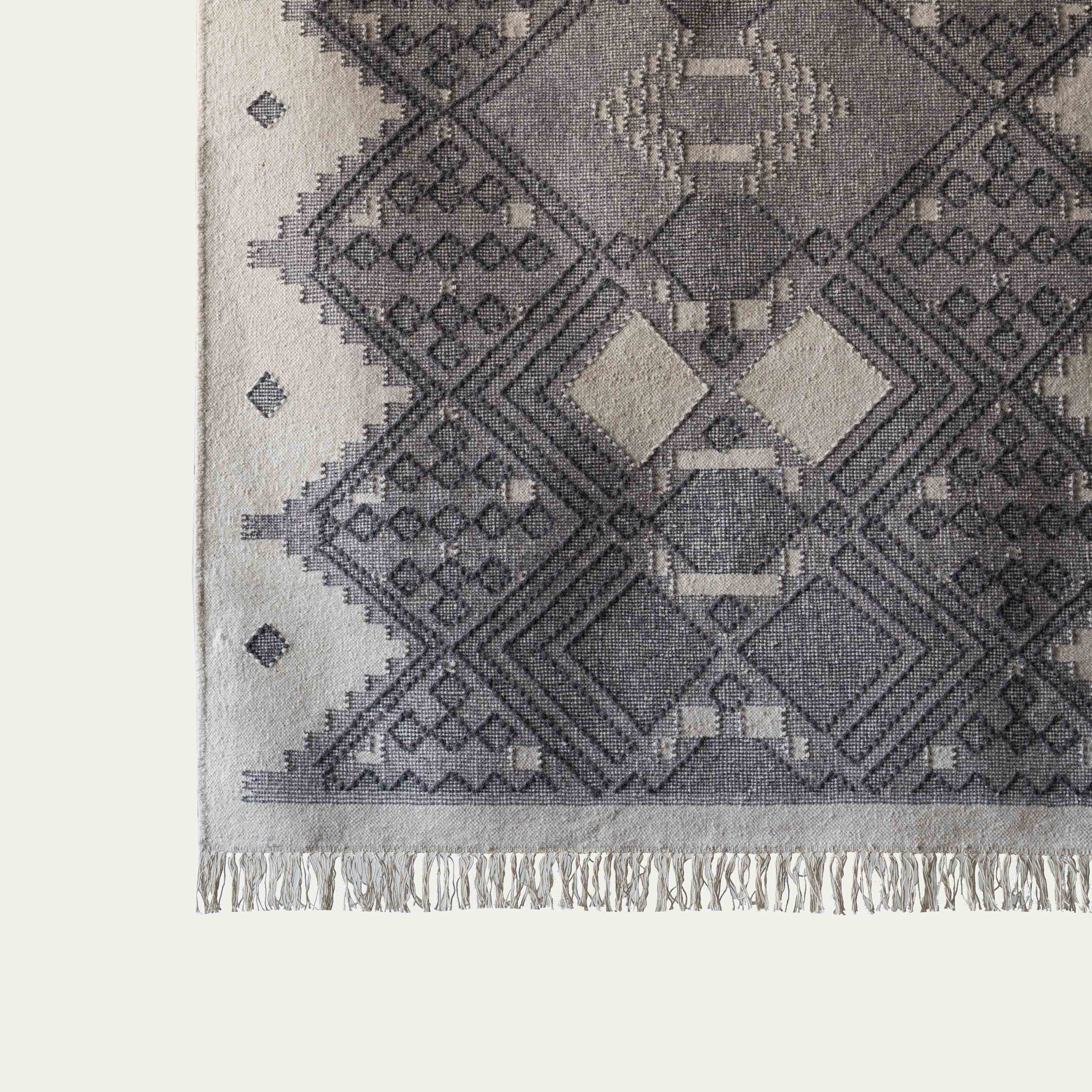 Ivory Brown WD-2024-04 (CS) Handmade Wool Rug