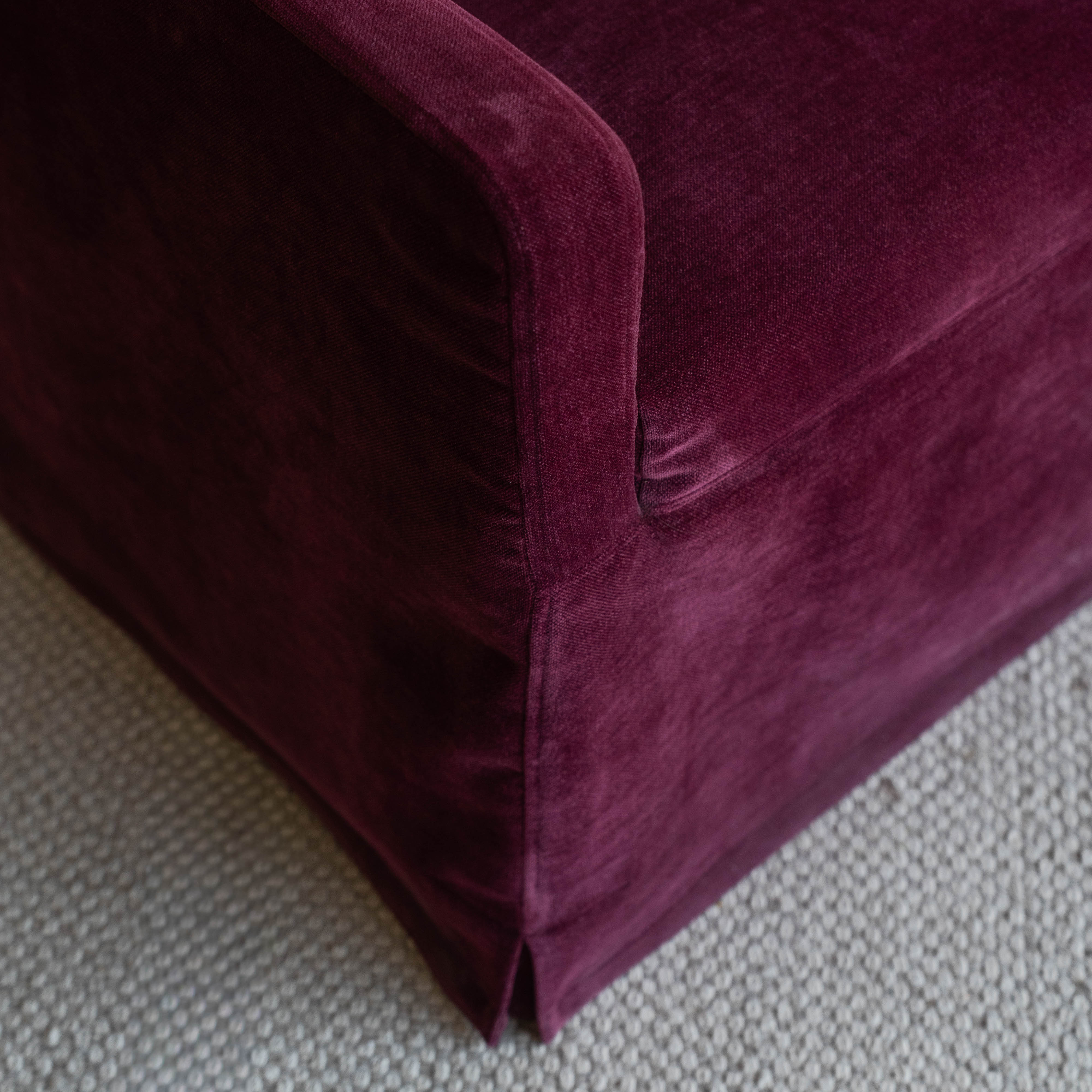 Sculpt Burgundy Velvet Dining Chair