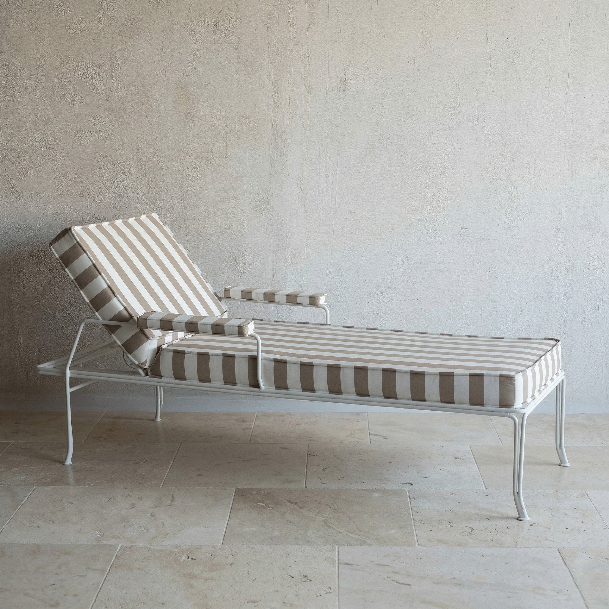 Brooks Stripe Modern Outdoor Sun Lounger Chaise - BEIGE