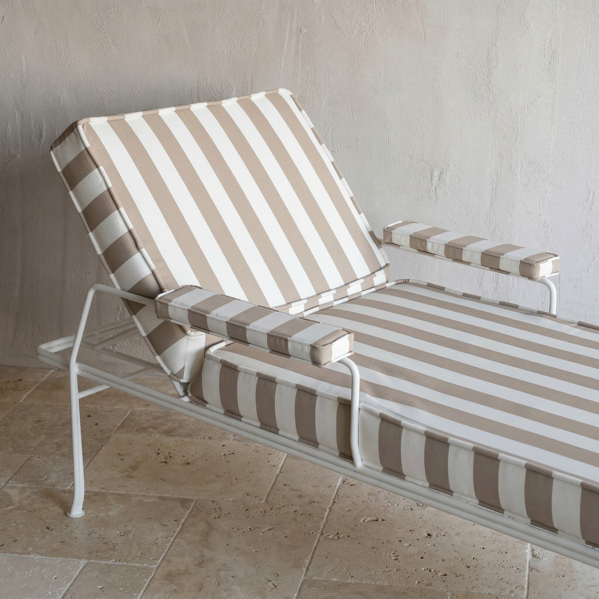 Brooks Stripe Modern Outdoor Sun Lounger Chaise - BEIGE